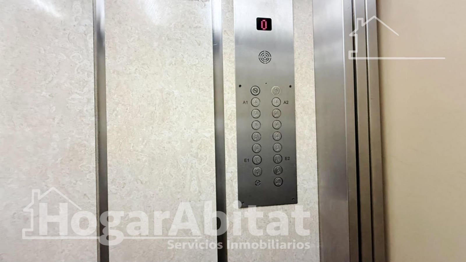 5 slaapkamer Flat te koop in Gandia met garage - € 375.000 (Ref: 10013410)