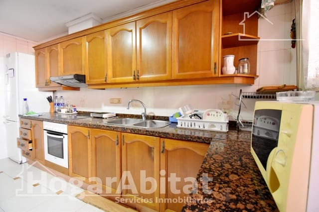 5 slaapkamer Flat te koop in Gandia met garage - € 375.000 (Ref: 10013410)