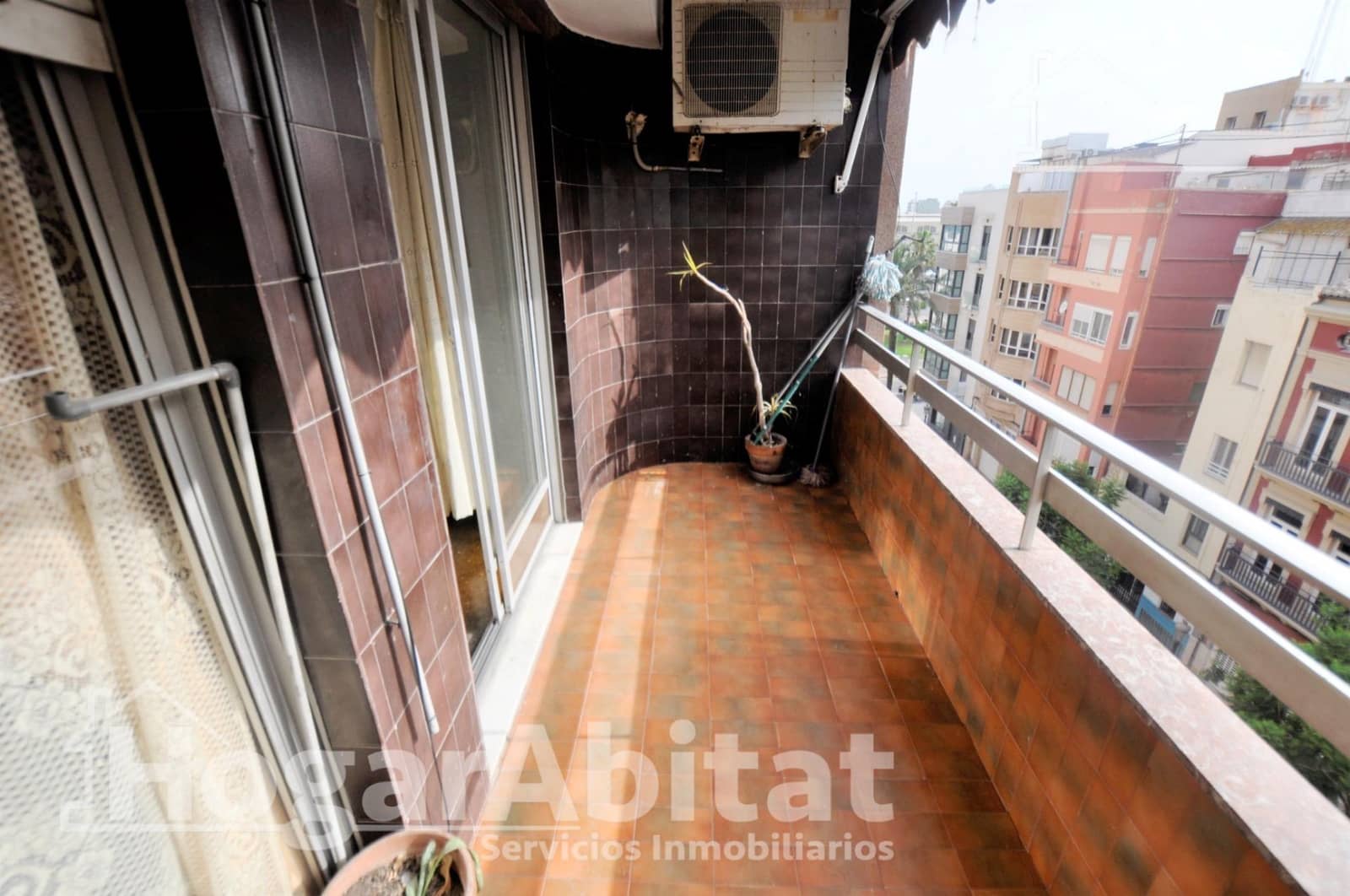 Piso de 3 habitaciones en València ciudad en venta con garaje - 486.000 € (Ref: 10013415)