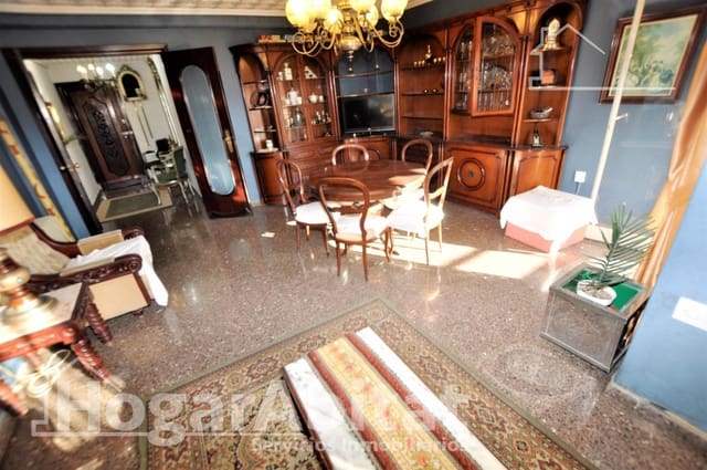 3 slaapkamer Flat te koop in Cabanyal-Canyamelar, Valencia stad met garage - € 486.000 (Ref: 10013415)
