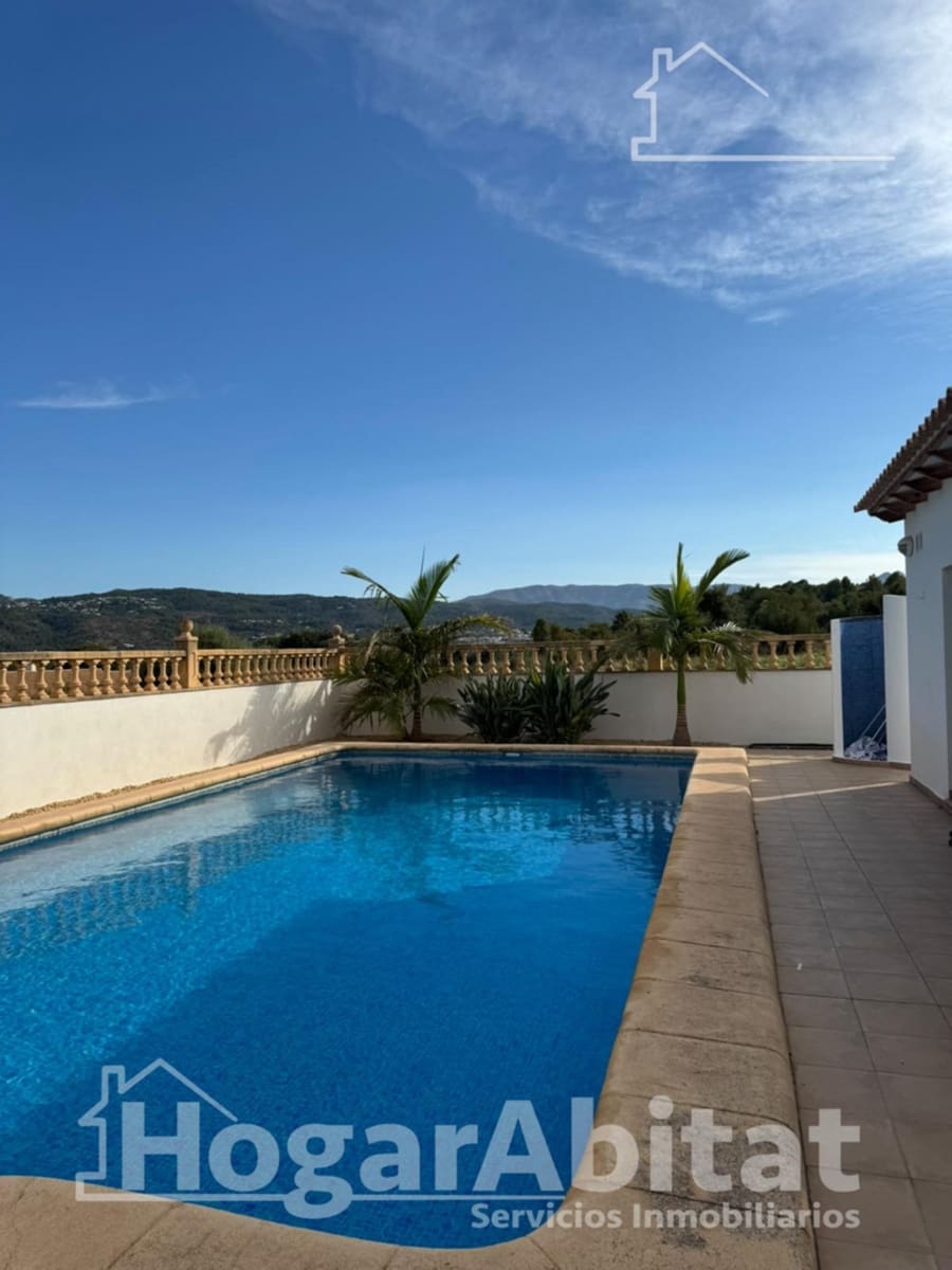 4 bedroom Villa for sale in Beniarbeig with pool garage - € 850,000 (Ref: 10015652)