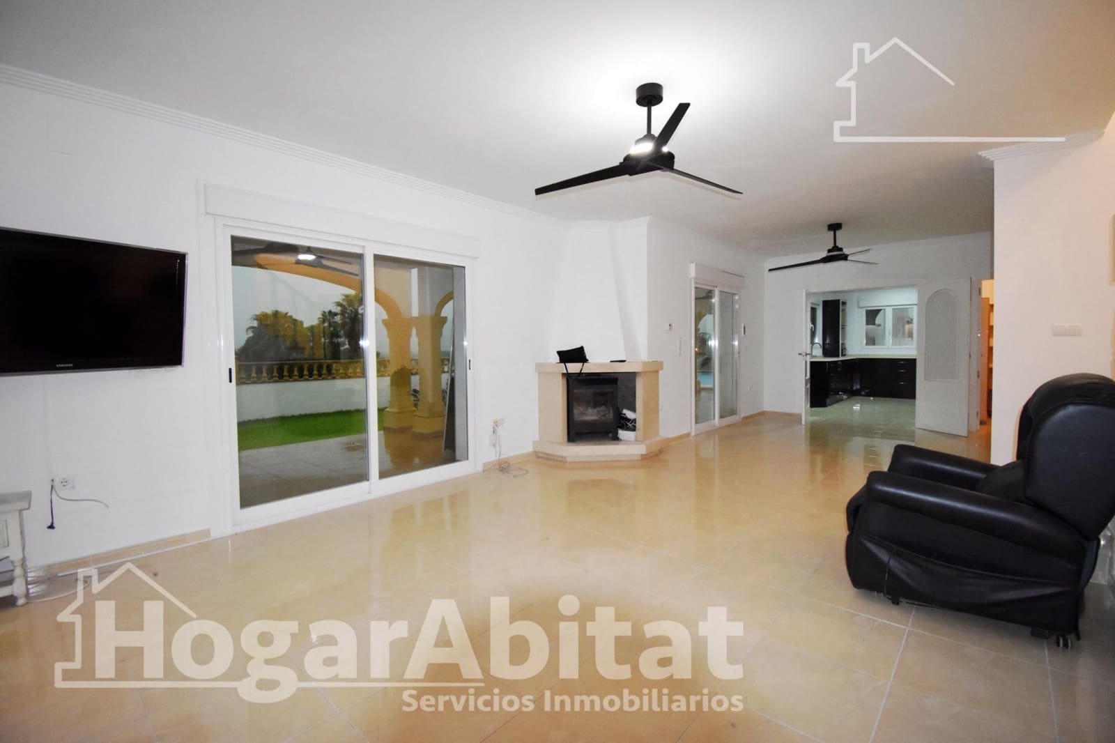 4 bedroom Villa for sale in Beniarbeig with pool garage - € 850,000 (Ref: 10015652)