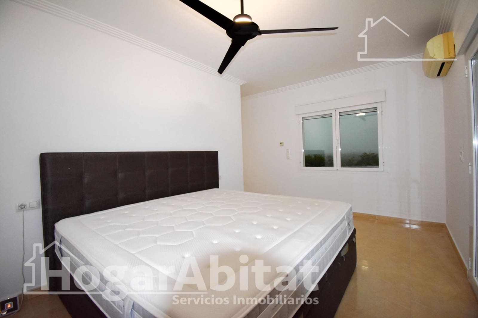 4 bedroom Villa for sale in Beniarbeig with pool garage - € 850,000 (Ref: 10015652)