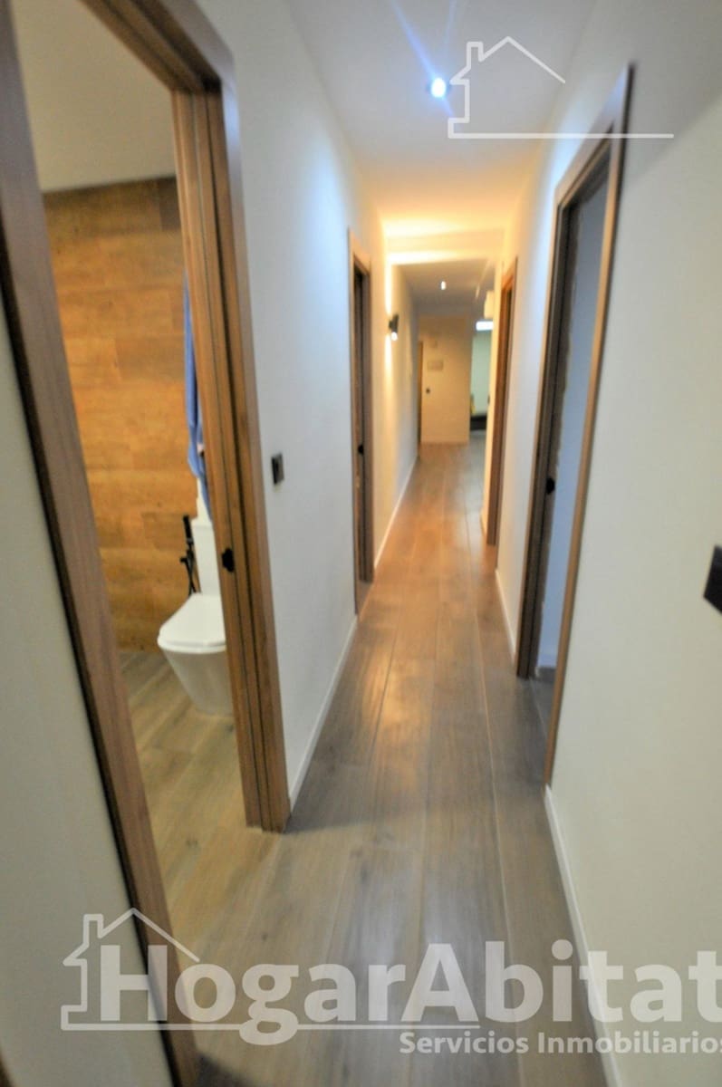 3 bedroom Flat for sale in Valencia city - € 380,000 (Ref: 10015653)