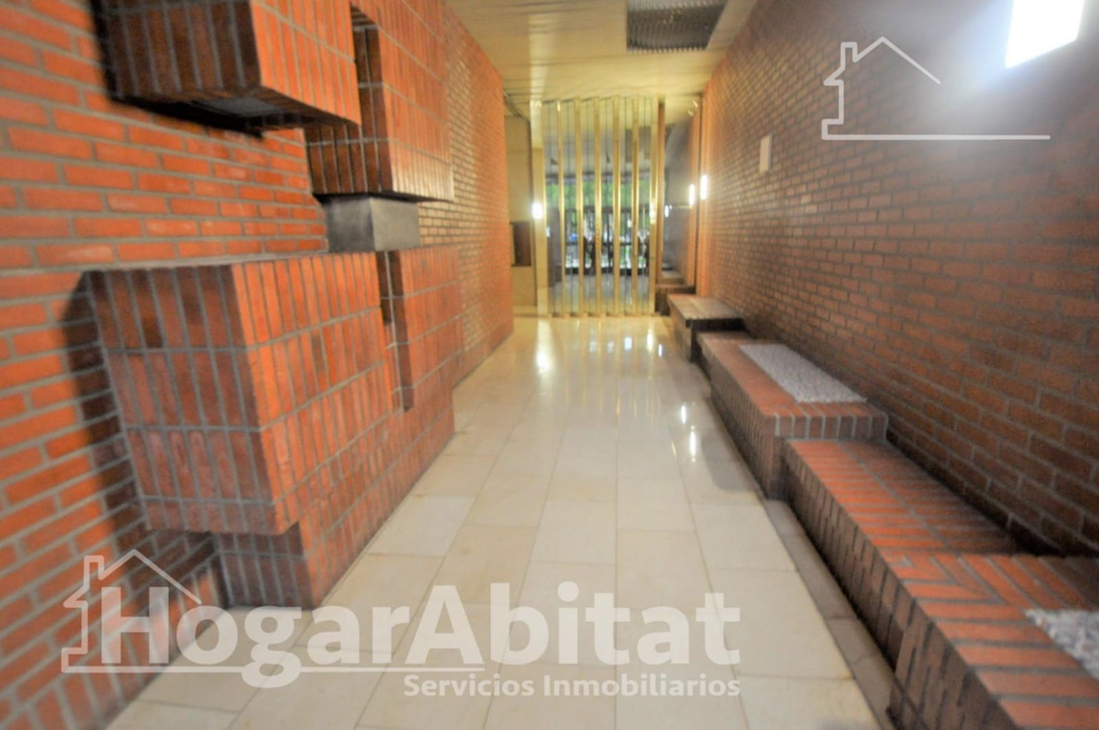 3 bedroom Flat for sale in Valencia city - € 380,000 (Ref: 10015653)