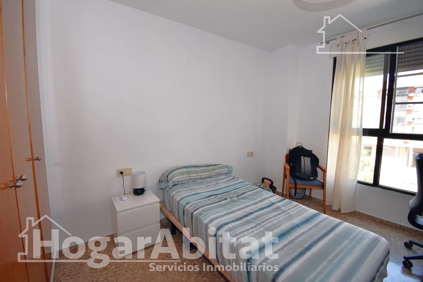 4 slaapkamer Flat te koop in Moncada met zwembad garage - € 262.000 (Ref: 10015654)