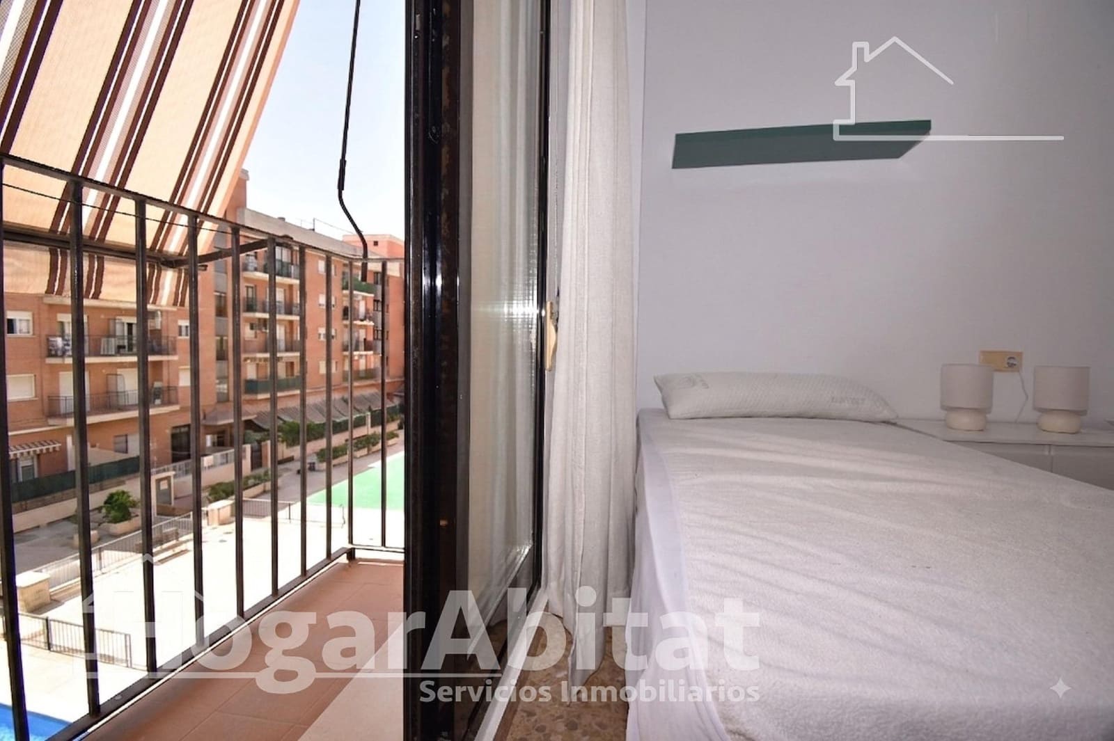 4 slaapkamer Flat te koop in Moncada met zwembad garage - € 262.000 (Ref: 10015654)