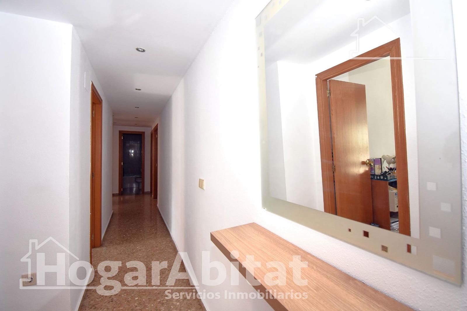 4 slaapkamer Flat te koop in Moncada met zwembad garage - € 262.000 (Ref: 10015654)