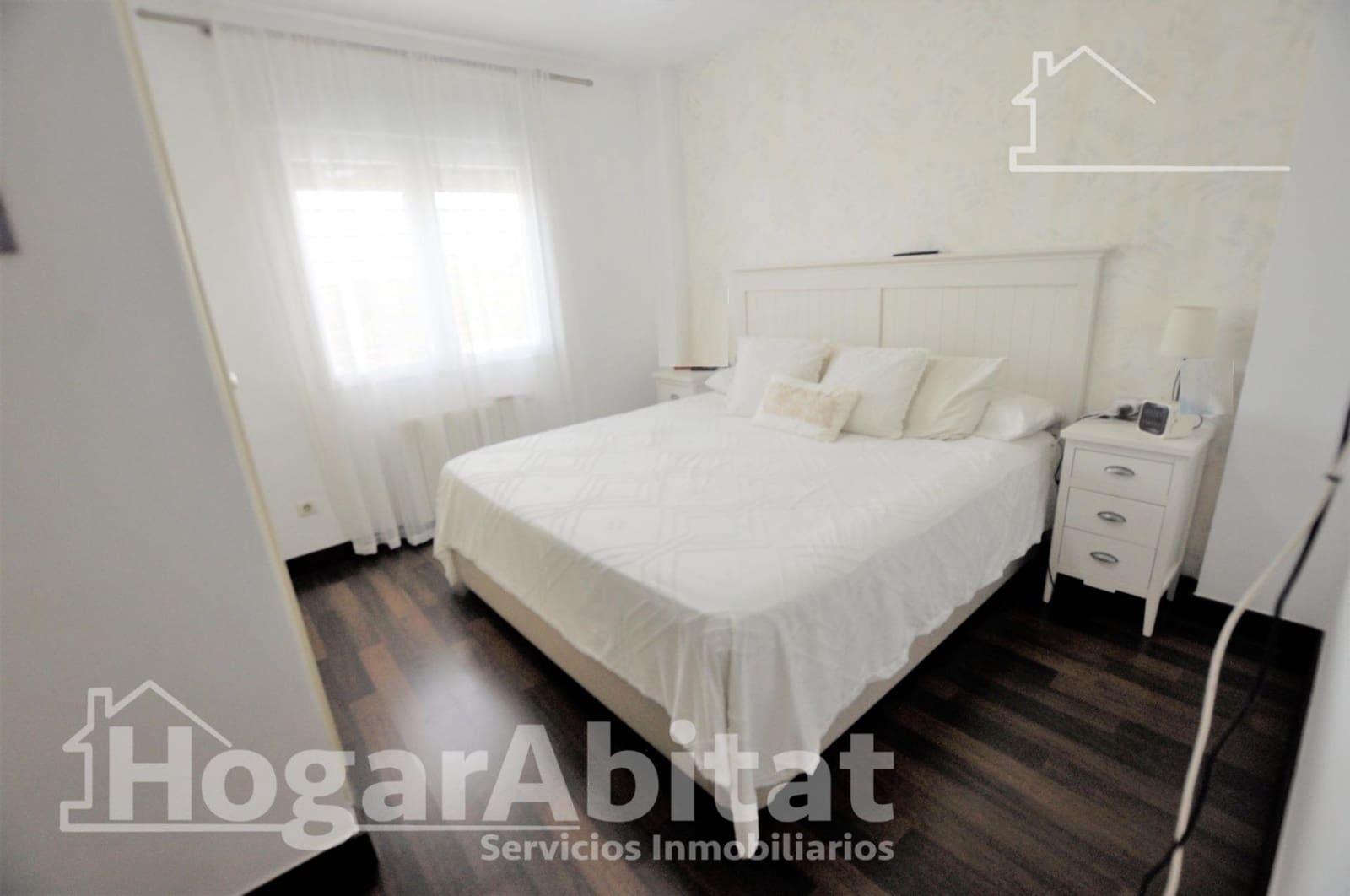 4 Zimmer Reihenhaus zu verkaufen in San Antonio de Benageber mit Pool Garage - 406.000 € (Ref: 10017581)