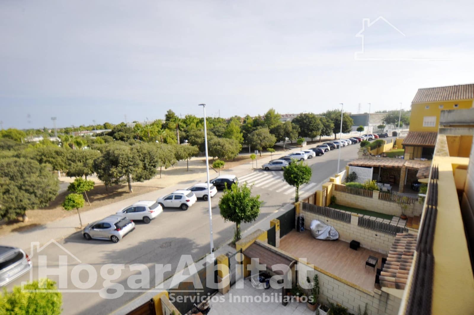 4 Zimmer Reihenhaus zu verkaufen in San Antonio de Benageber mit Pool Garage - 406.000 € (Ref: 10017581)