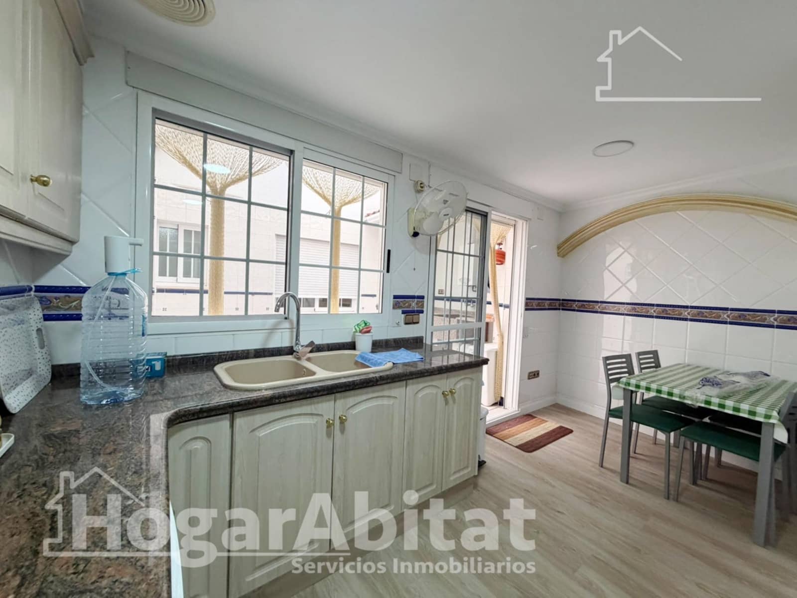 3 bedroom Flat for sale in Torrent - € 250,000 (Ref: 10017583)