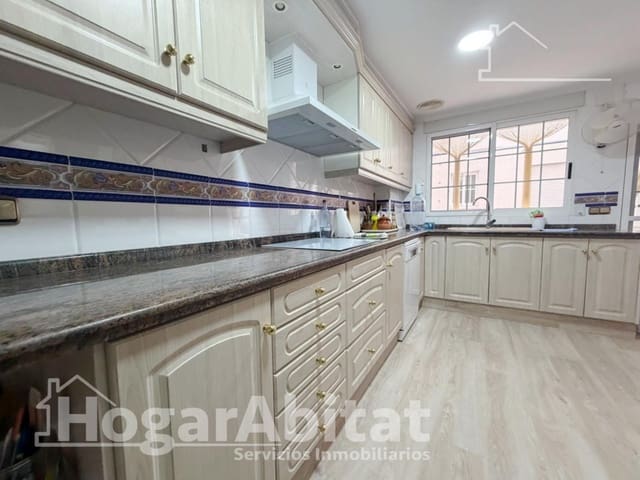 3 bedroom Flat for sale in Torrent - € 250,000 (Ref: 10017583)