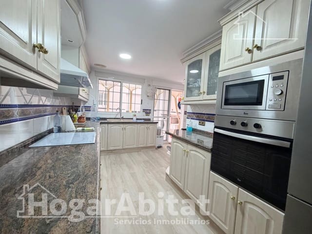 3 bedroom Flat for sale in Torrent - € 250,000 (Ref: 10017583)