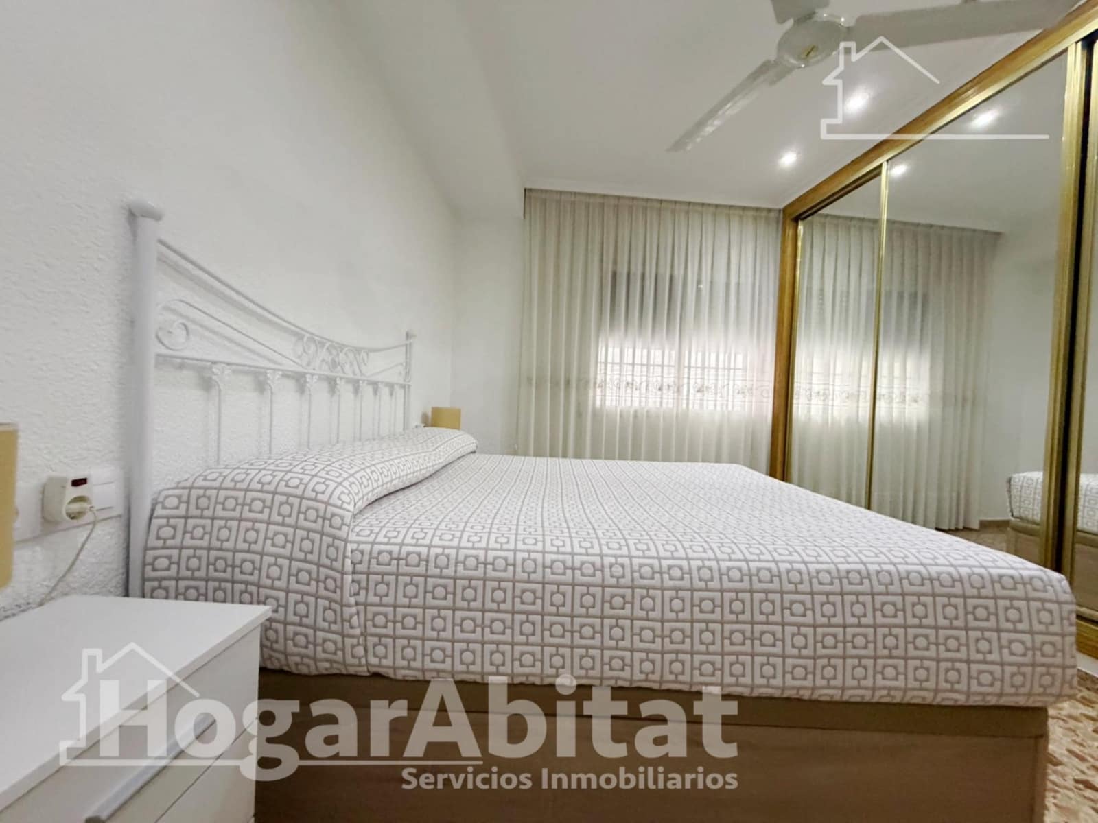 3 bedroom Flat for sale in Torrent - € 250,000 (Ref: 10017583)