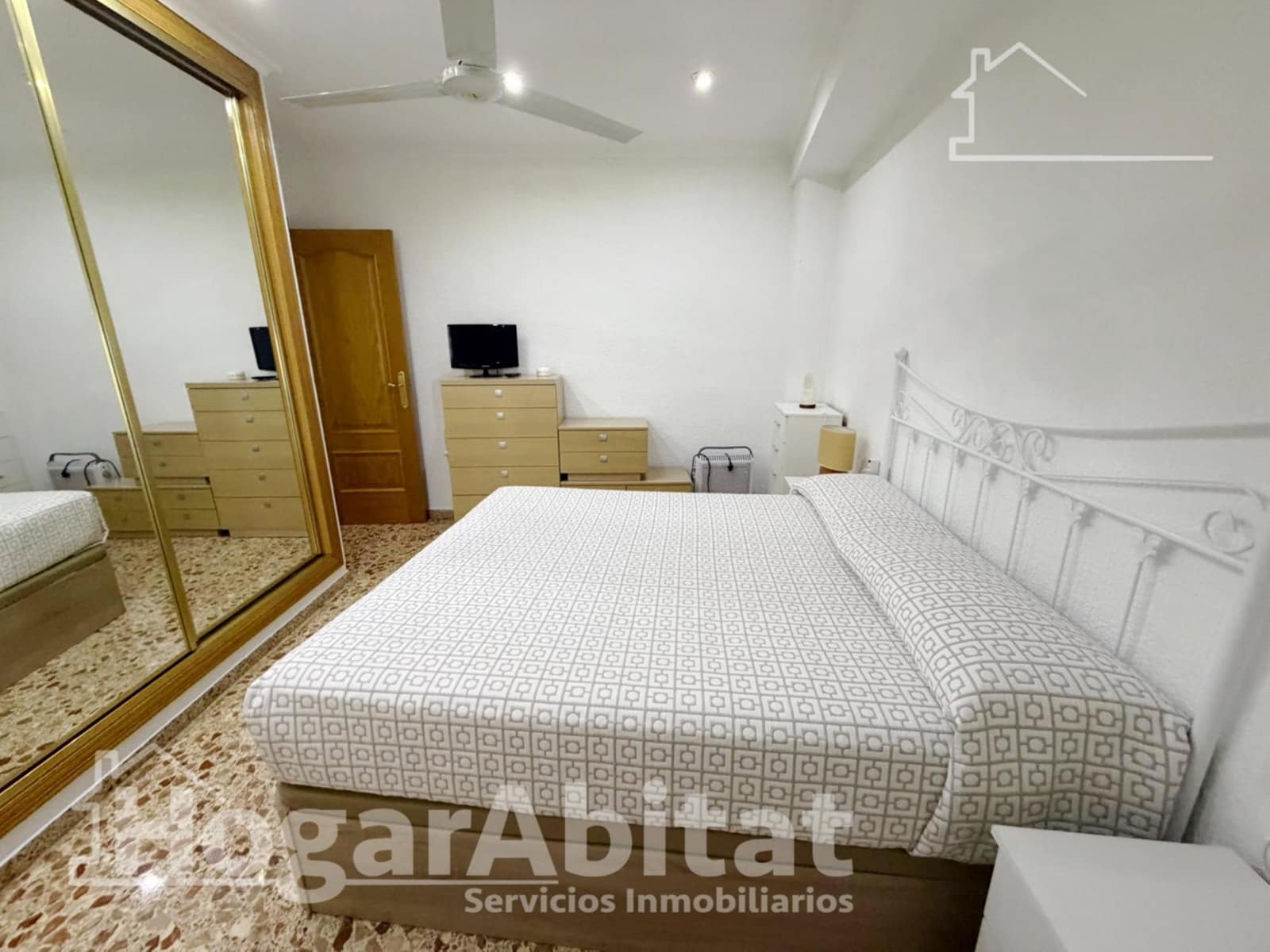 3 bedroom Flat for sale in Torrent - € 250,000 (Ref: 10017583)
