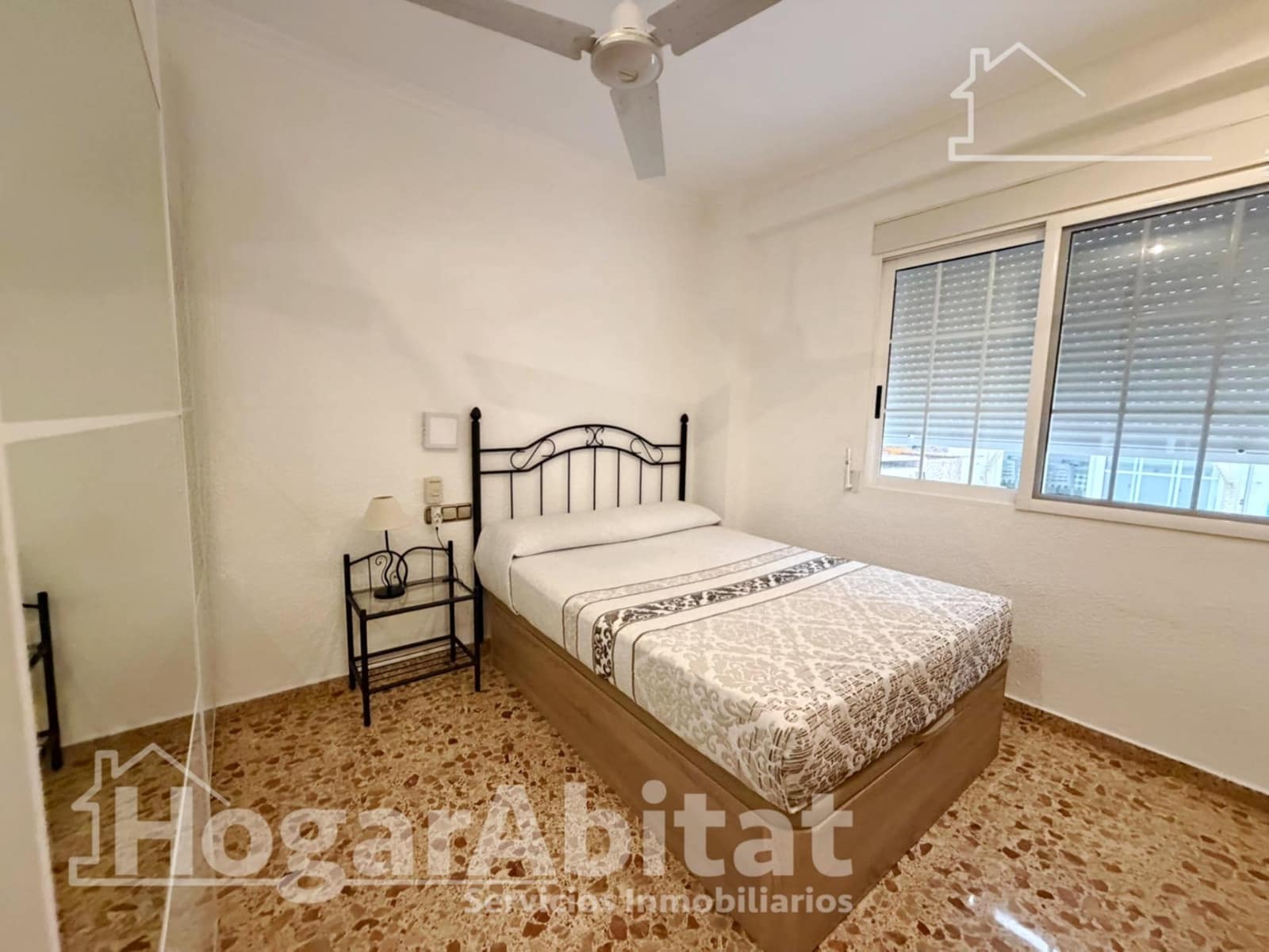 3 bedroom Flat for sale in Torrent - € 250,000 (Ref: 10017583)