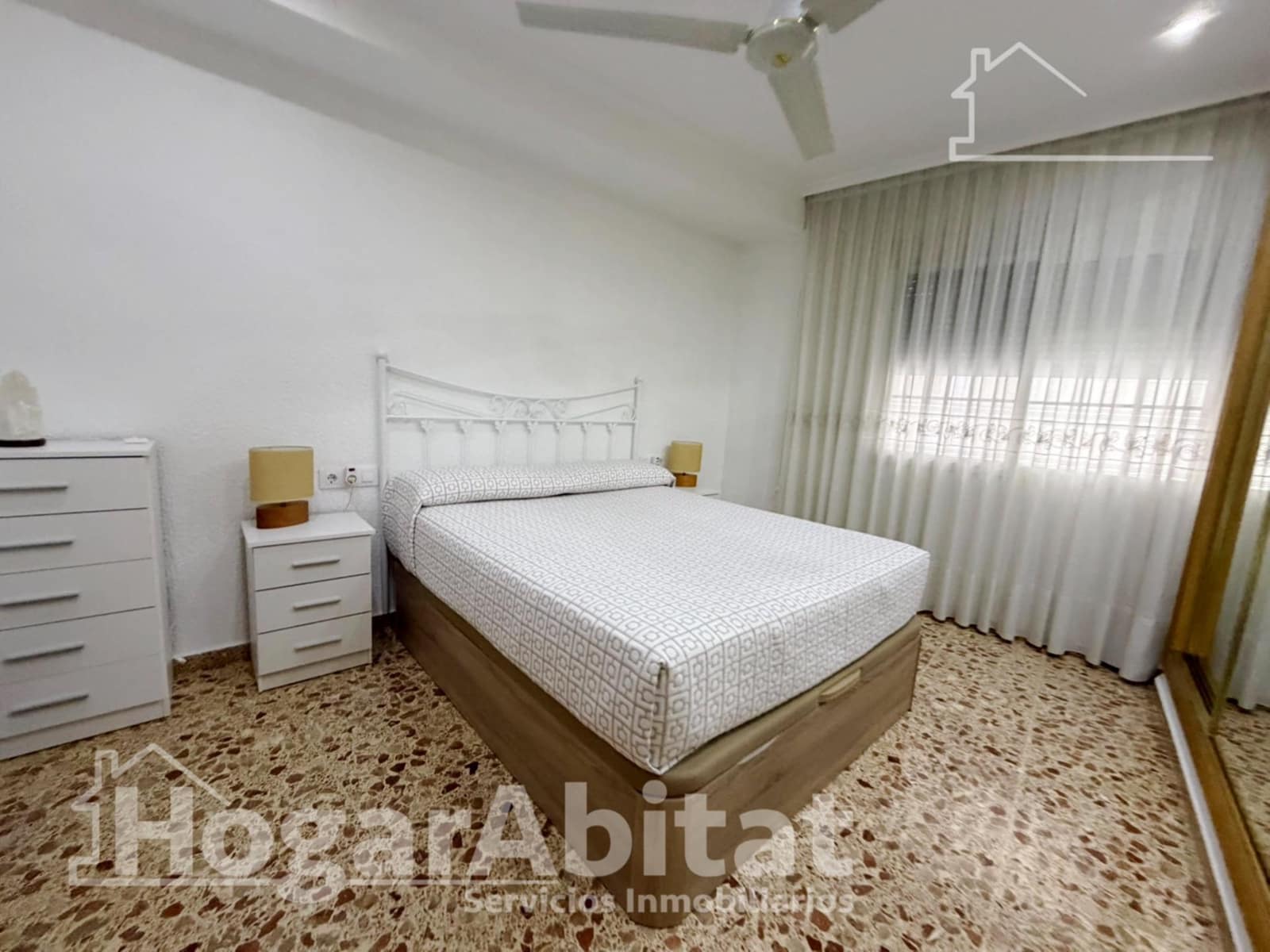 3 bedroom Flat for sale in Torrent - € 250,000 (Ref: 10017583)