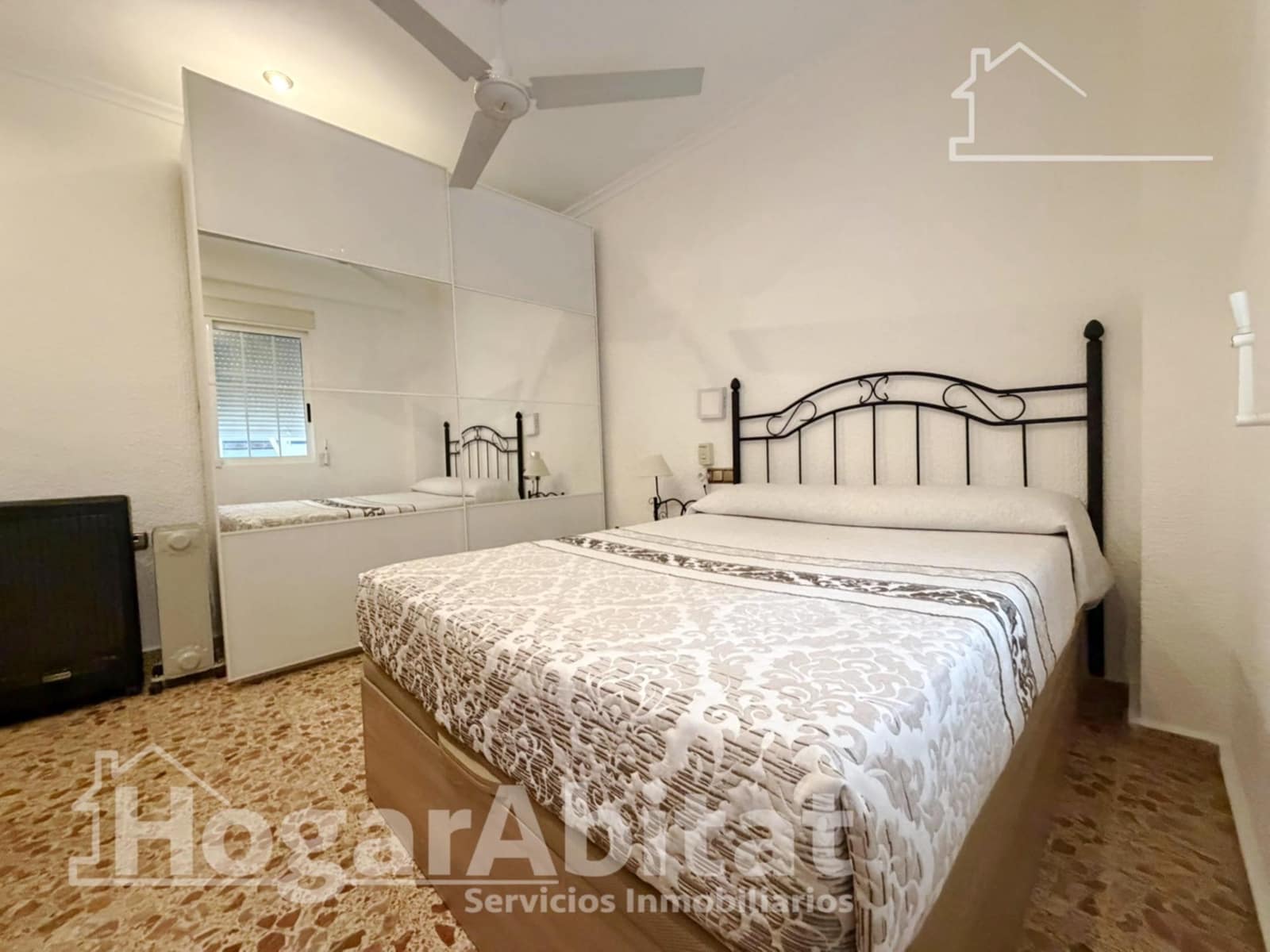 3 bedroom Flat for sale in Torrent - € 250,000 (Ref: 10017583)