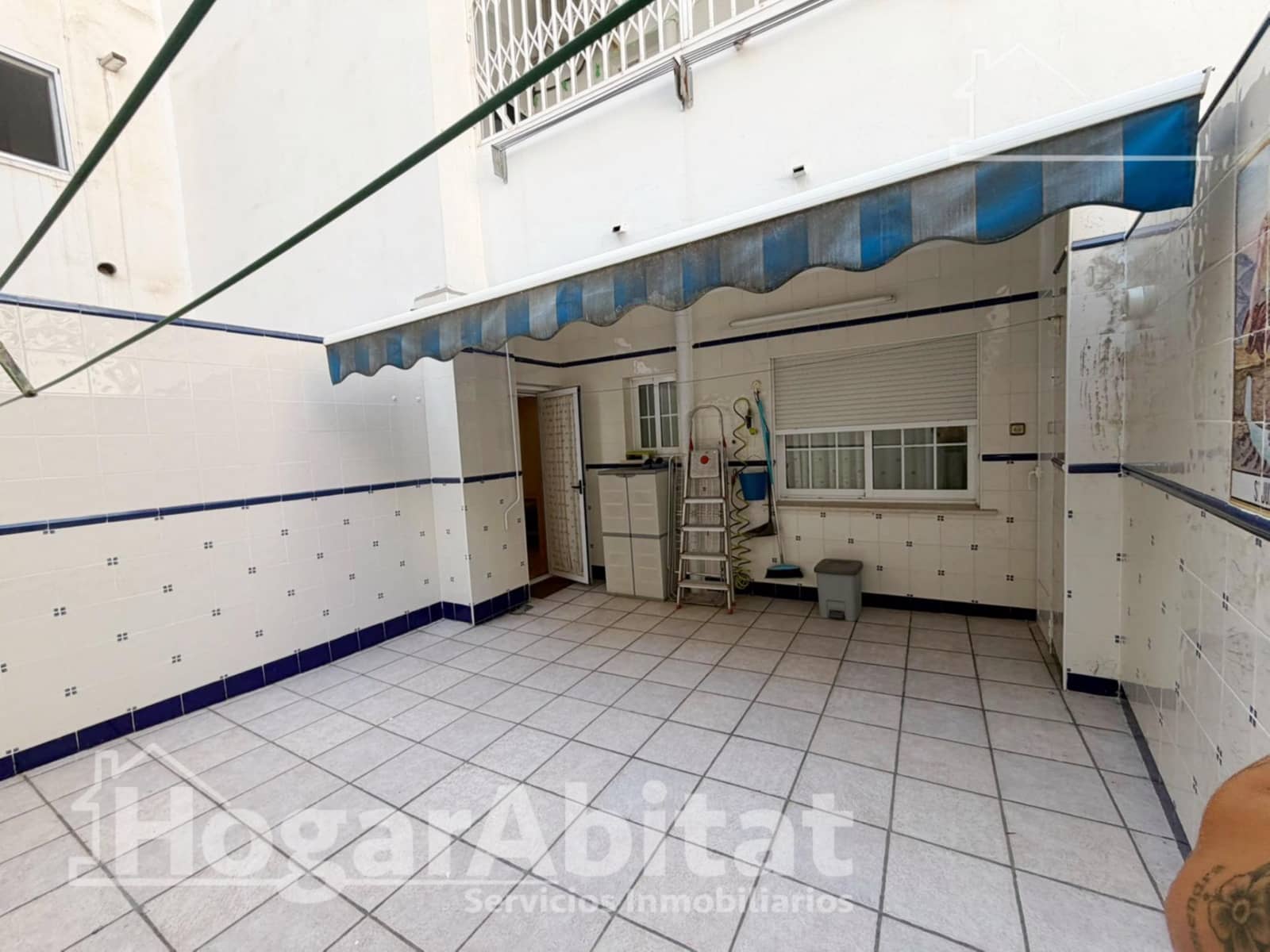 3 bedroom Flat for sale in Torrent - € 250,000 (Ref: 10017583)