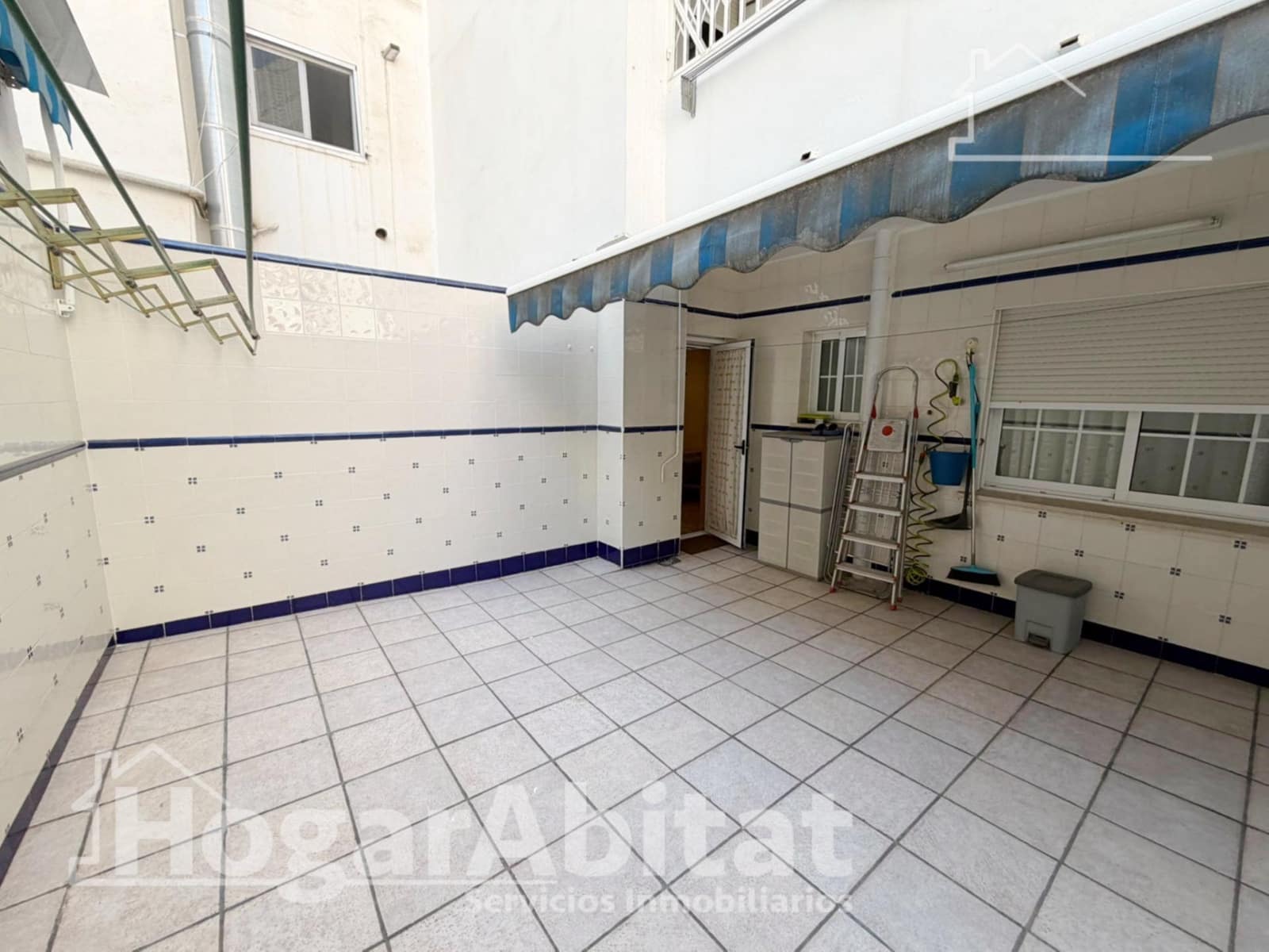 3 bedroom Flat for sale in Torrent - € 250,000 (Ref: 10017583)