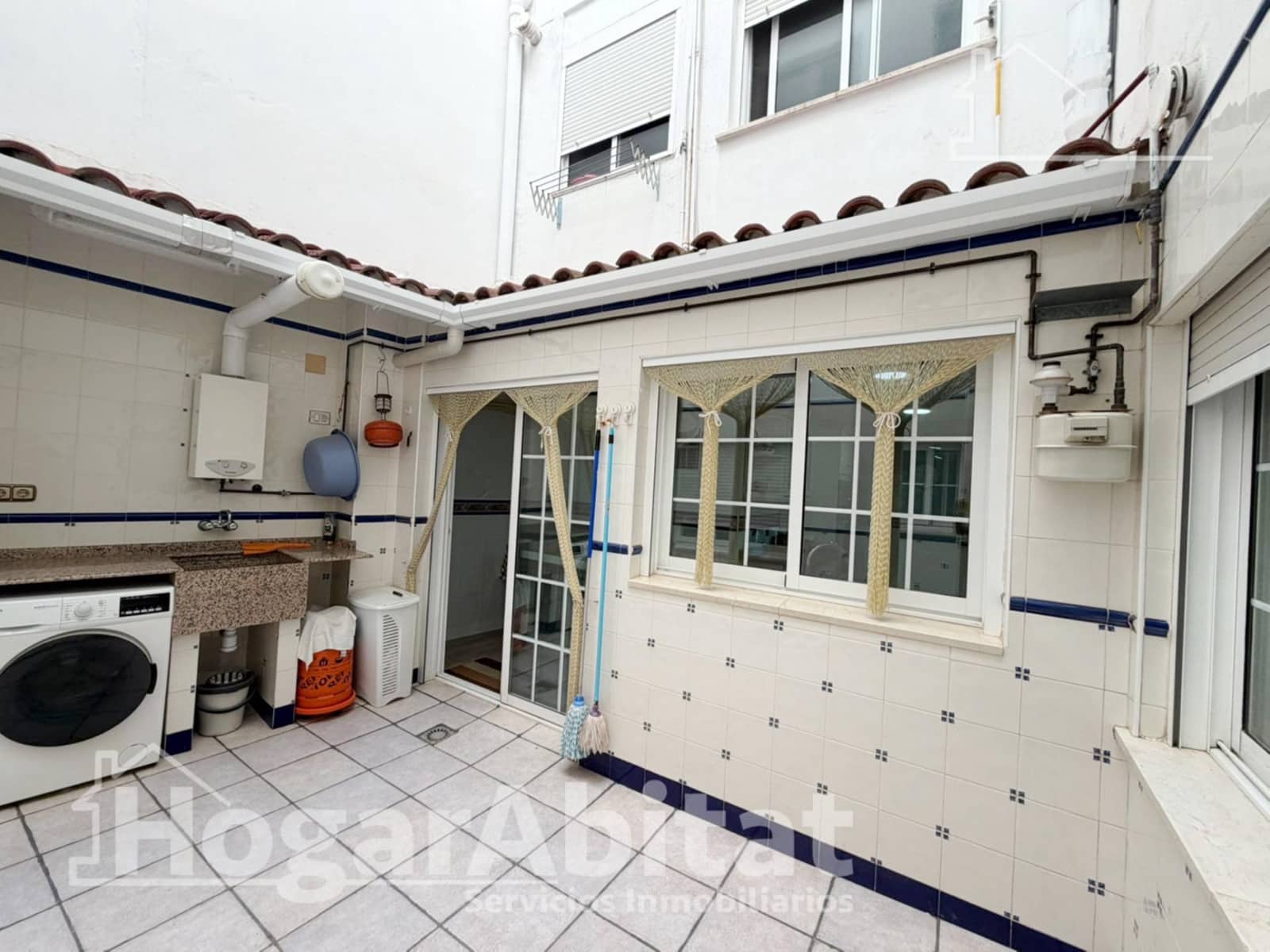 3 bedroom Flat for sale in Torrent - € 250,000 (Ref: 10017583)
