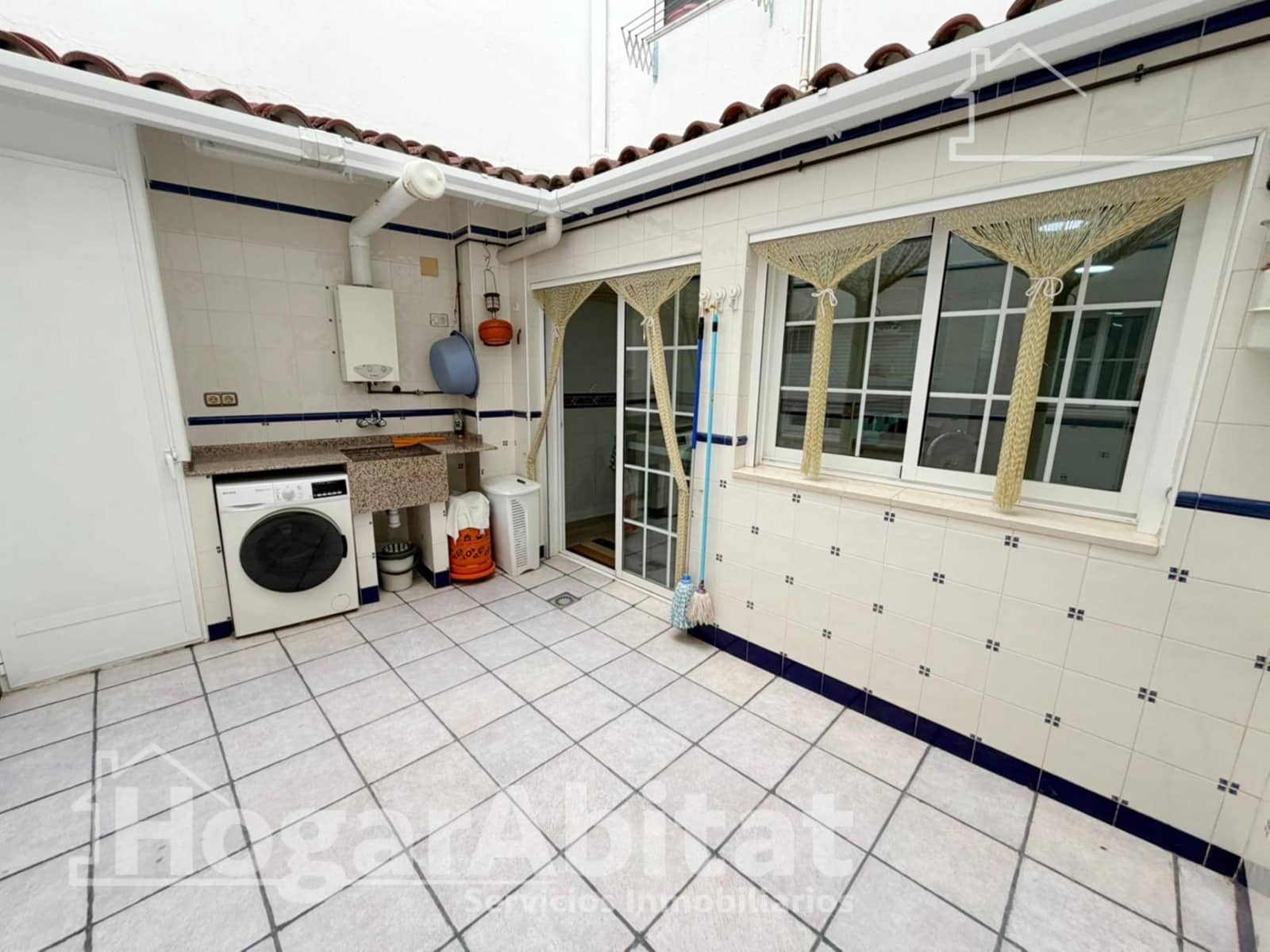 3 bedroom Flat for sale in Torrent - € 250,000 (Ref: 10017583)
