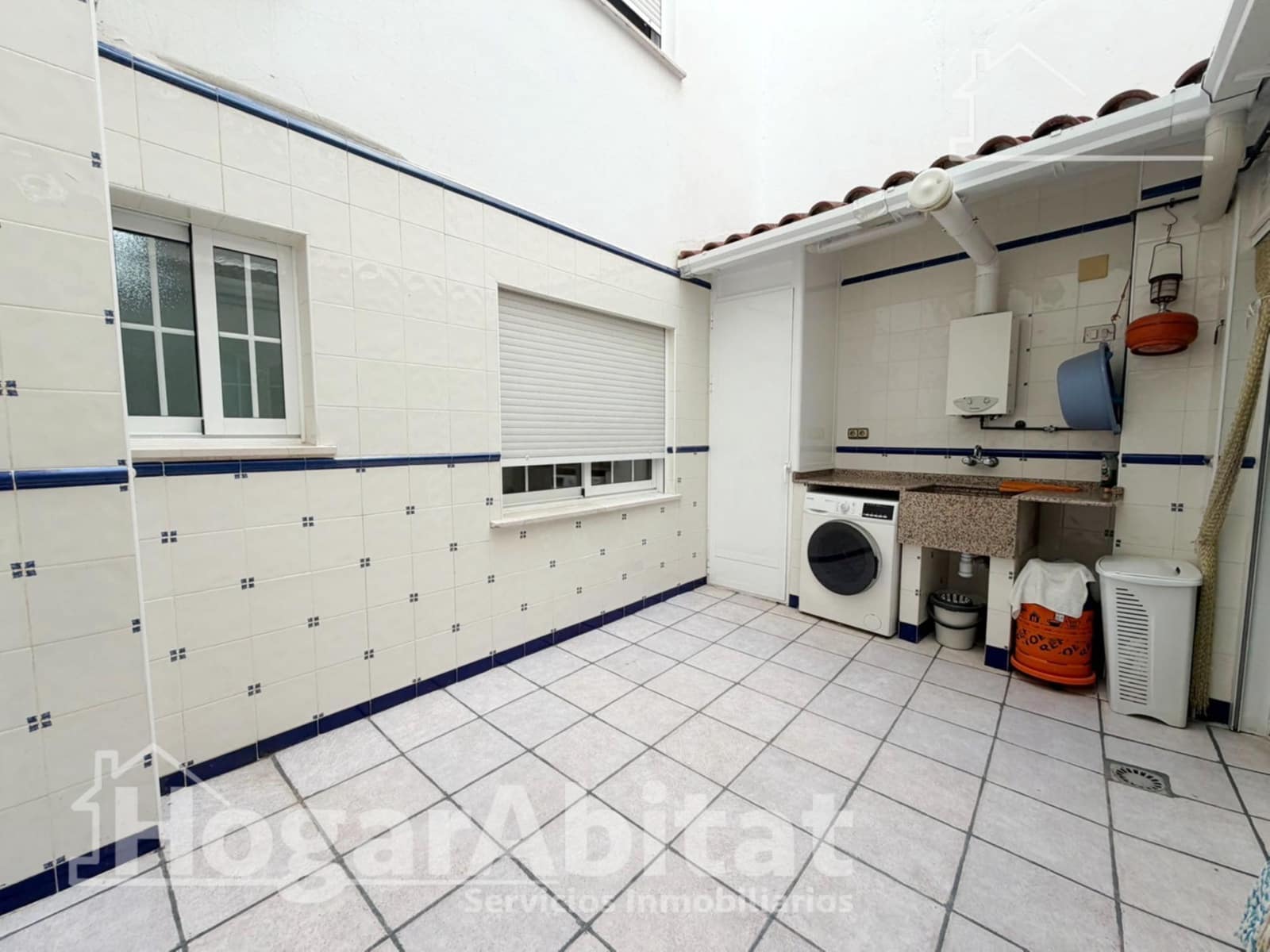 3 bedroom Flat for sale in Torrent - € 250,000 (Ref: 10017583)