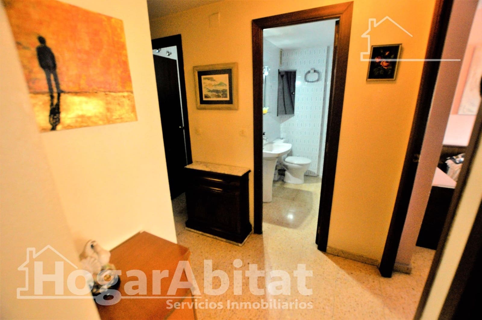 4 bedroom Flat for sale in Valencia city - € 360,000 (Ref: 10020995)