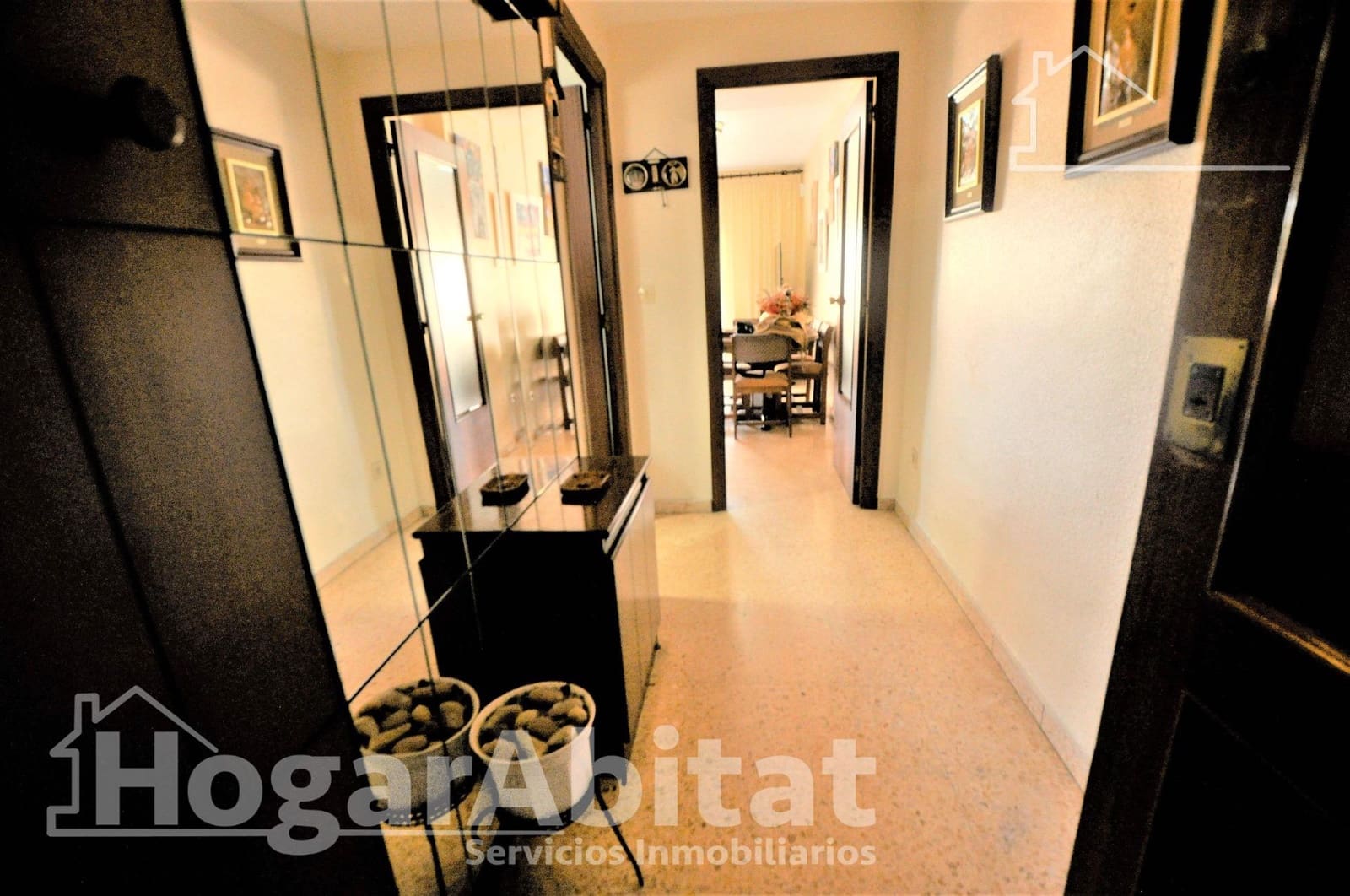4 bedroom Flat for sale in Valencia city - € 360,000 (Ref: 10020995)
