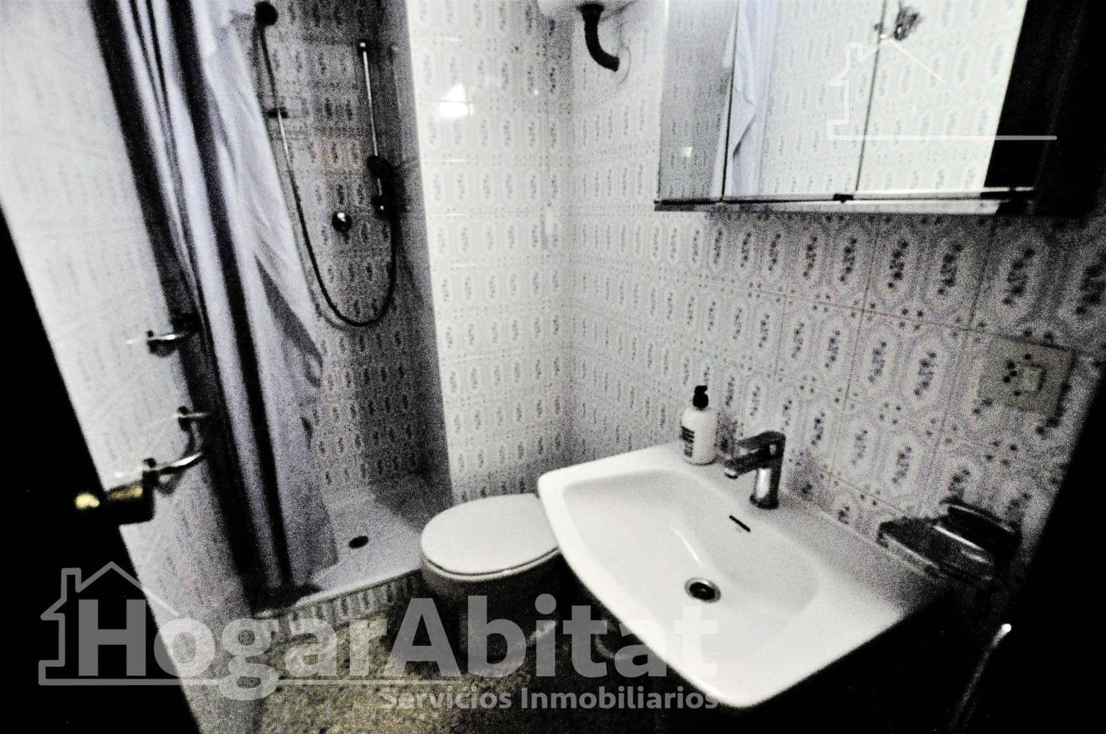 4 bedroom Flat for sale in Valencia city - € 360,000 (Ref: 10020995)