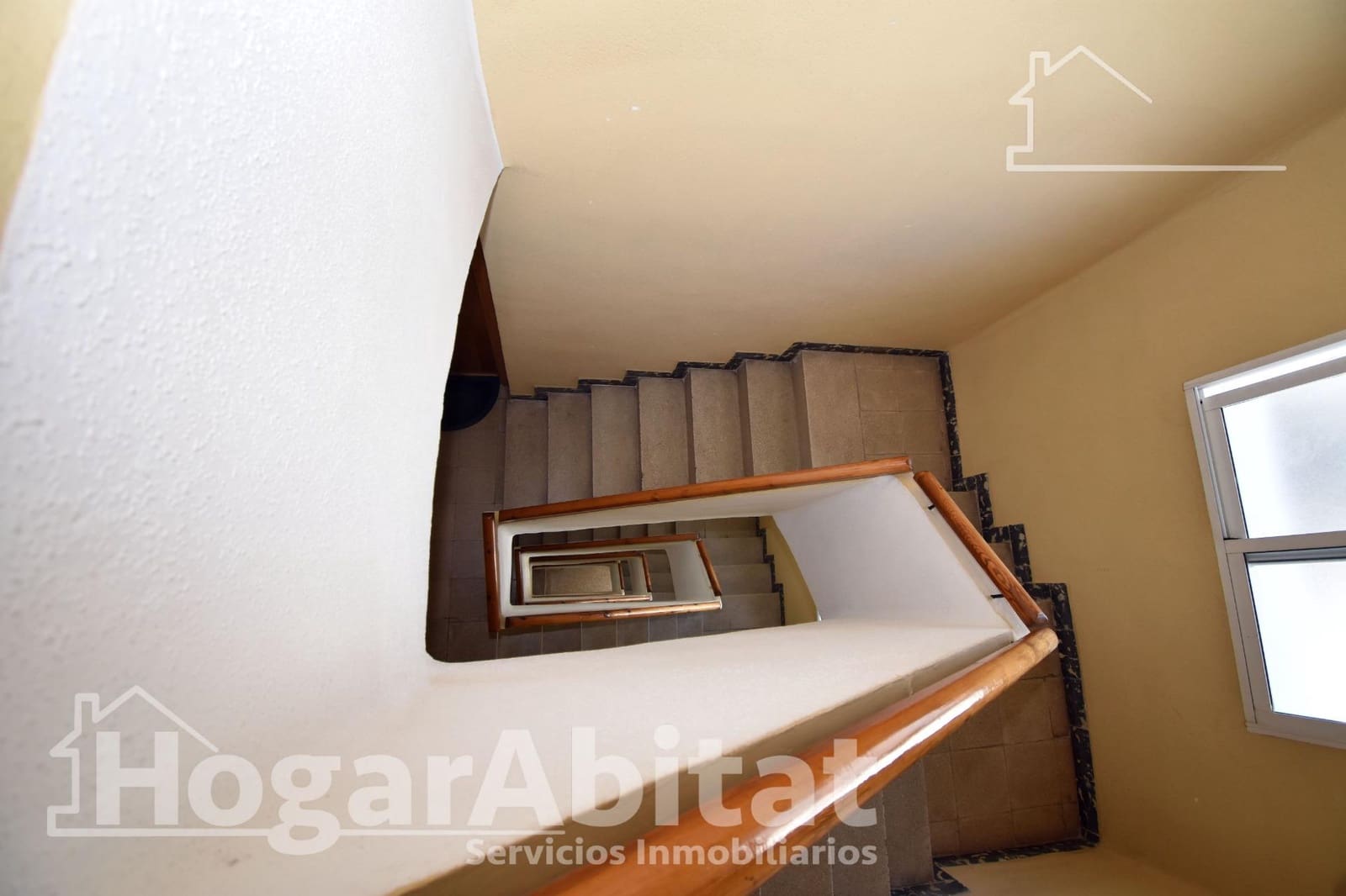 3 slaapkamer Flat te koop in Algemesi - € 110.000 (Ref: 10020997)