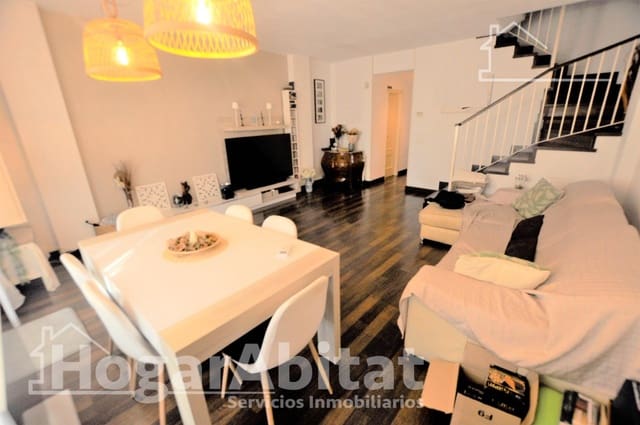 Adosado de 4 habitaciones en San Antonio de Benagéber en venta con piscina garaje - 406.000 € (Ref: 10020999)