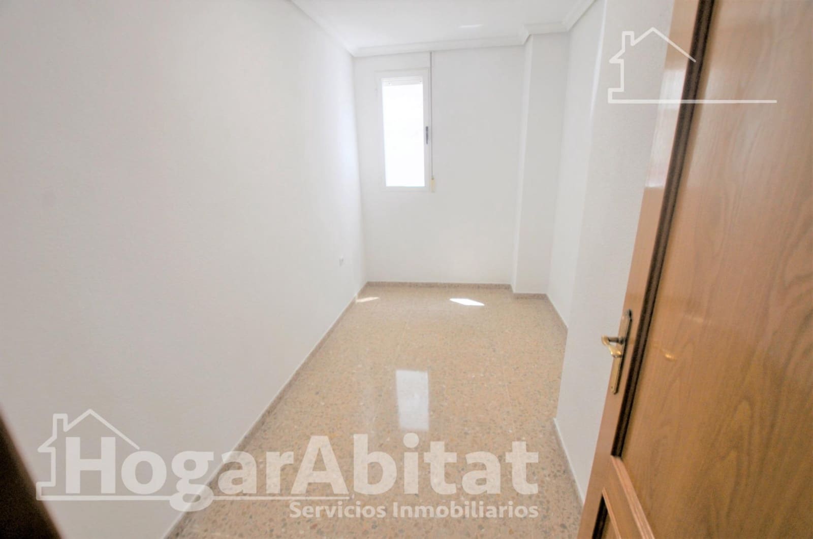 3 bedroom Flat for sale in Valencia city with garage - € 384,900 (Ref: 10021001)