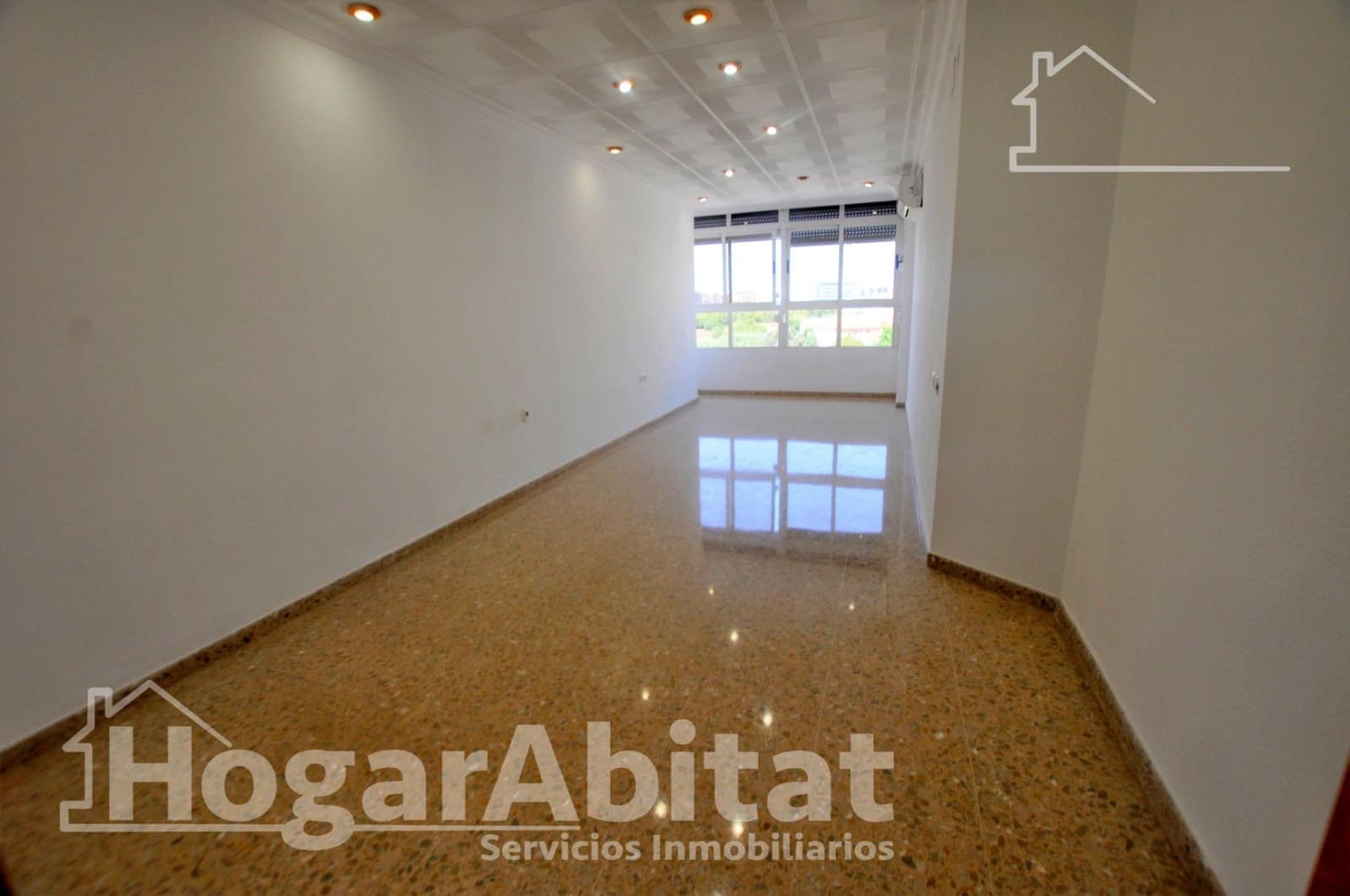 3 bedroom Flat for sale in Valencia city with garage - € 384,900 (Ref: 10021001)
