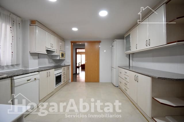 4 quarto Apartamento para venda em Gandia - 198 000 € (Ref: 10021003)