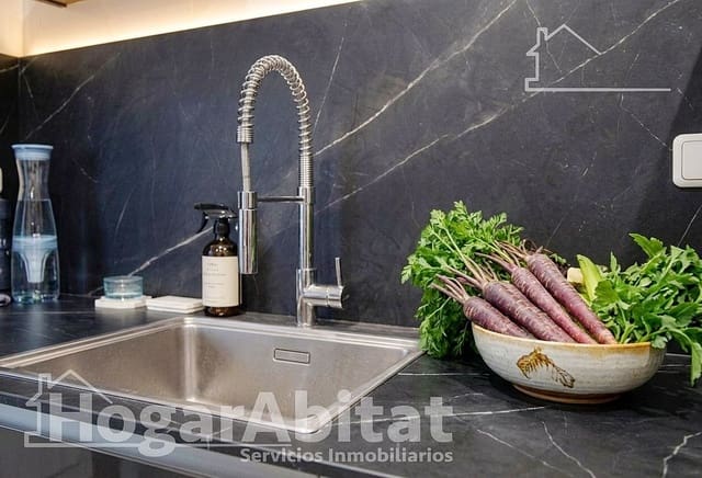 Piso de 4 habitaciones en Oliva Pueblo, Oliva en venta - 210.000 € (Ref: 10022545)
