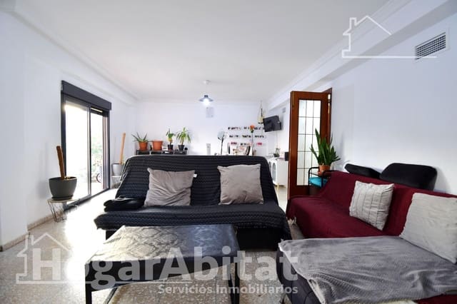 Piso de 4 habitaciones en Oliva Pueblo, Oliva en venta - 210.000 € (Ref: 10022545)