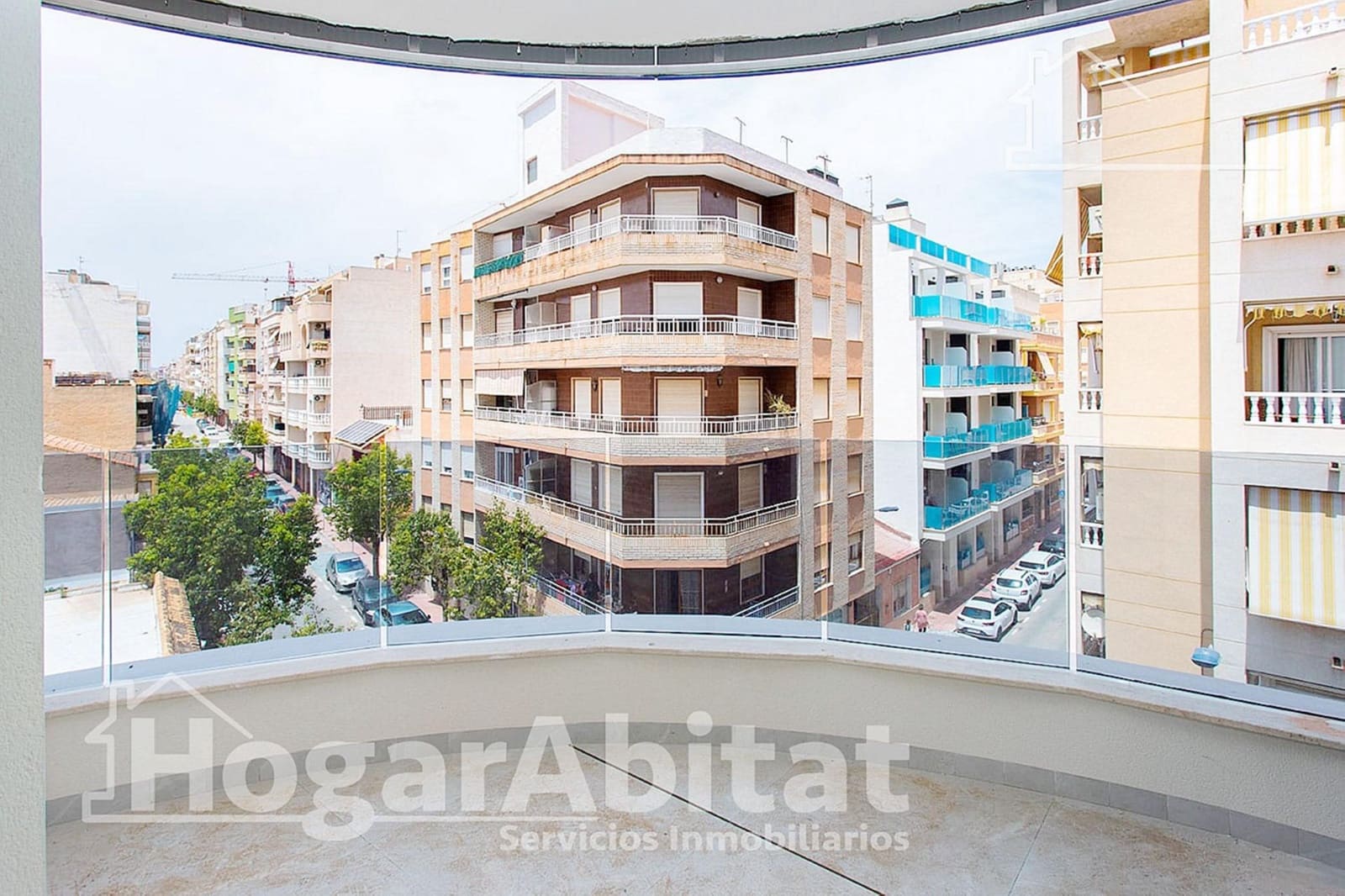 2 soveværelse Lejlighed til salg i Torrevieja med swimmingpool - € 265.000 (Ref: 10022548)