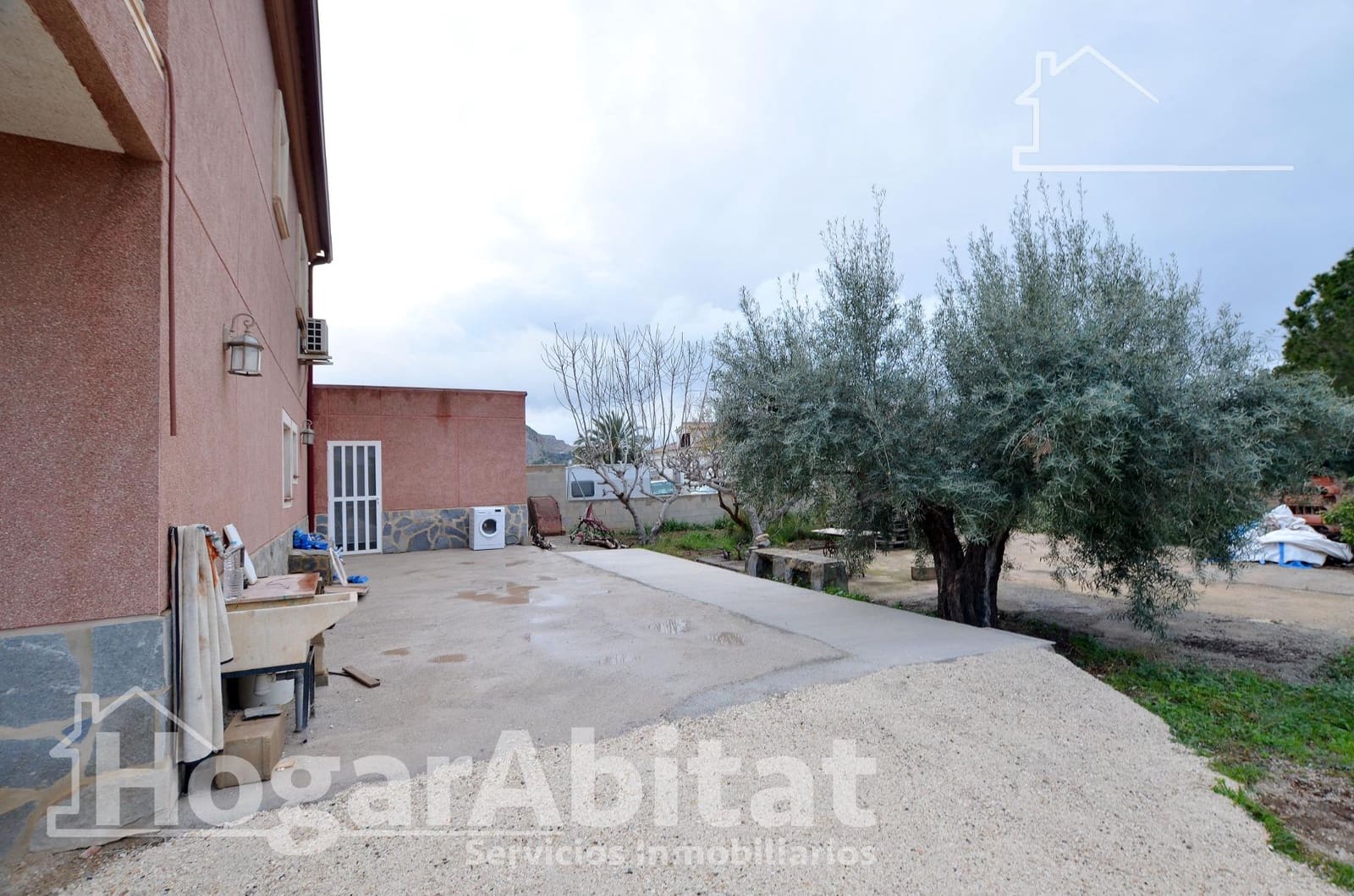 5 bedroom Villa for sale in Alicante / Alacant city with garage - € 525,000 (Ref: 10024220)