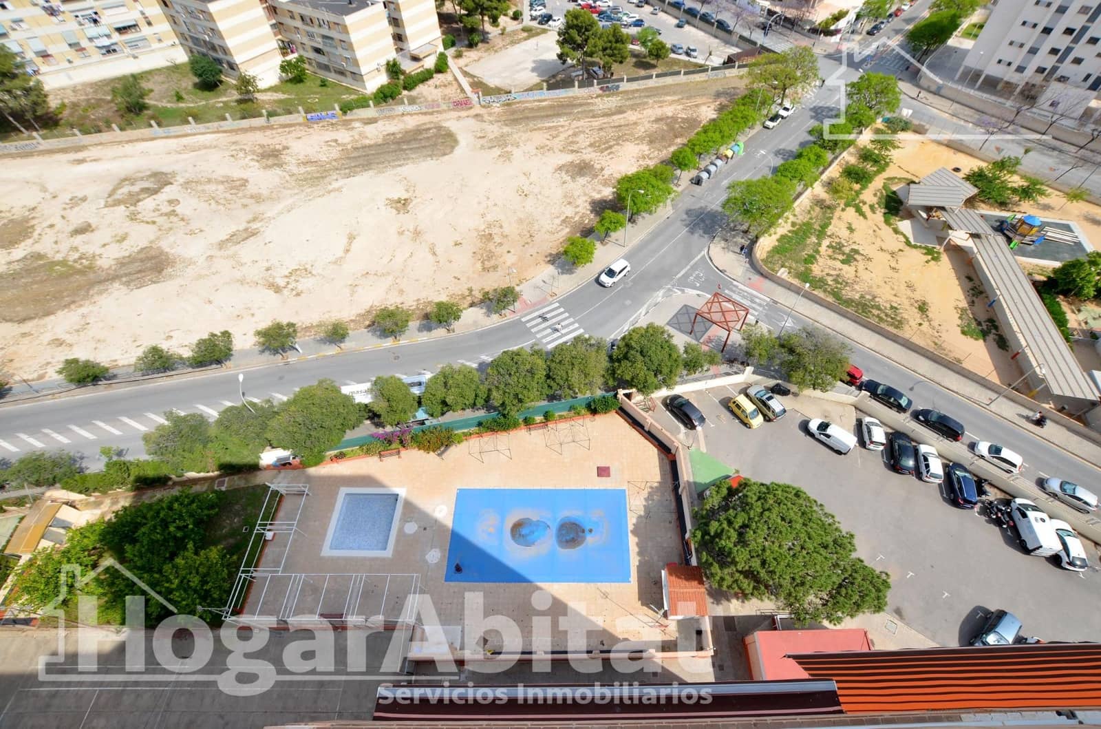 Piso de 3 habitaciones en Alicante / Alacant ciudad en venta con piscina garaje - 180.000 € (Ref: 10024221)