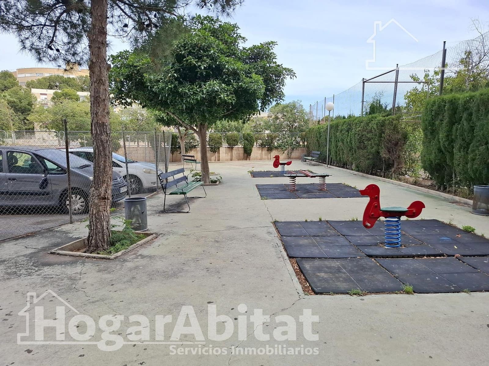 Piso de 3 habitaciones en Alicante / Alacant ciudad en venta con piscina garaje - 180.000 € (Ref: 10024221)