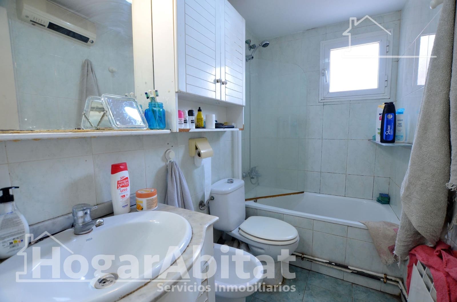 Piso de 3 habitaciones en Alicante / Alacant ciudad en venta con piscina garaje - 180.000 € (Ref: 10024221)