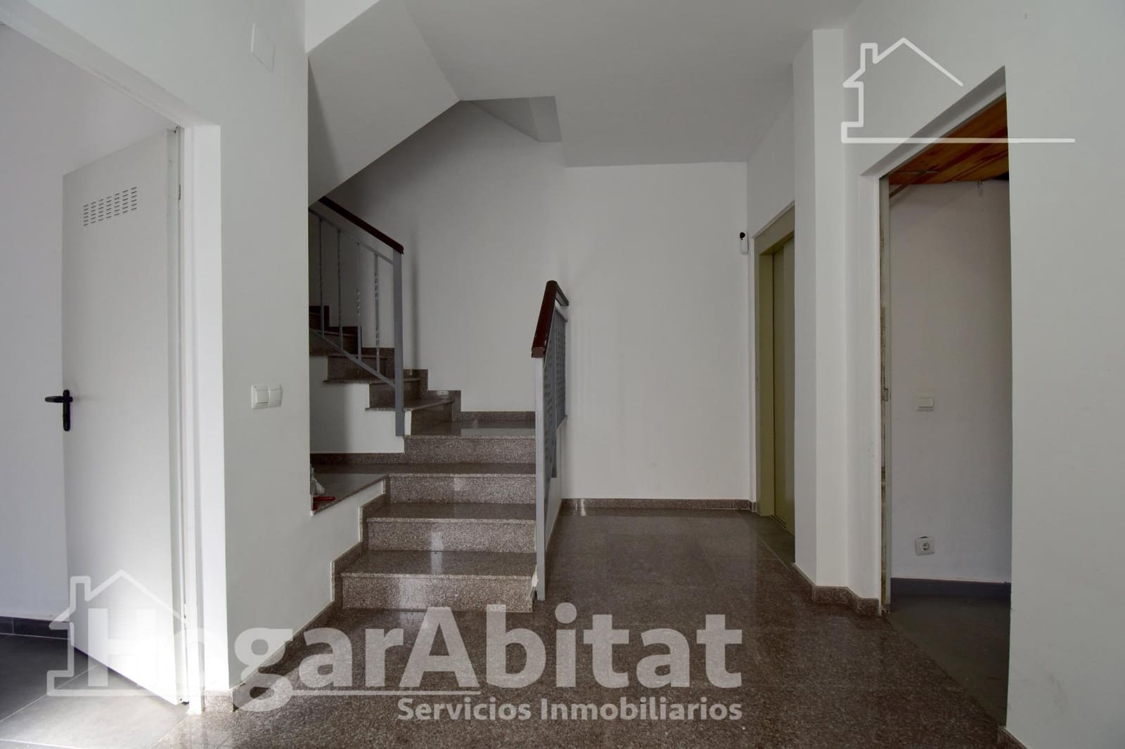 3 quarto Moradia em Banda para venda em Guardamar de la Safor com garagem - 295 000 € (Ref: 10024224)