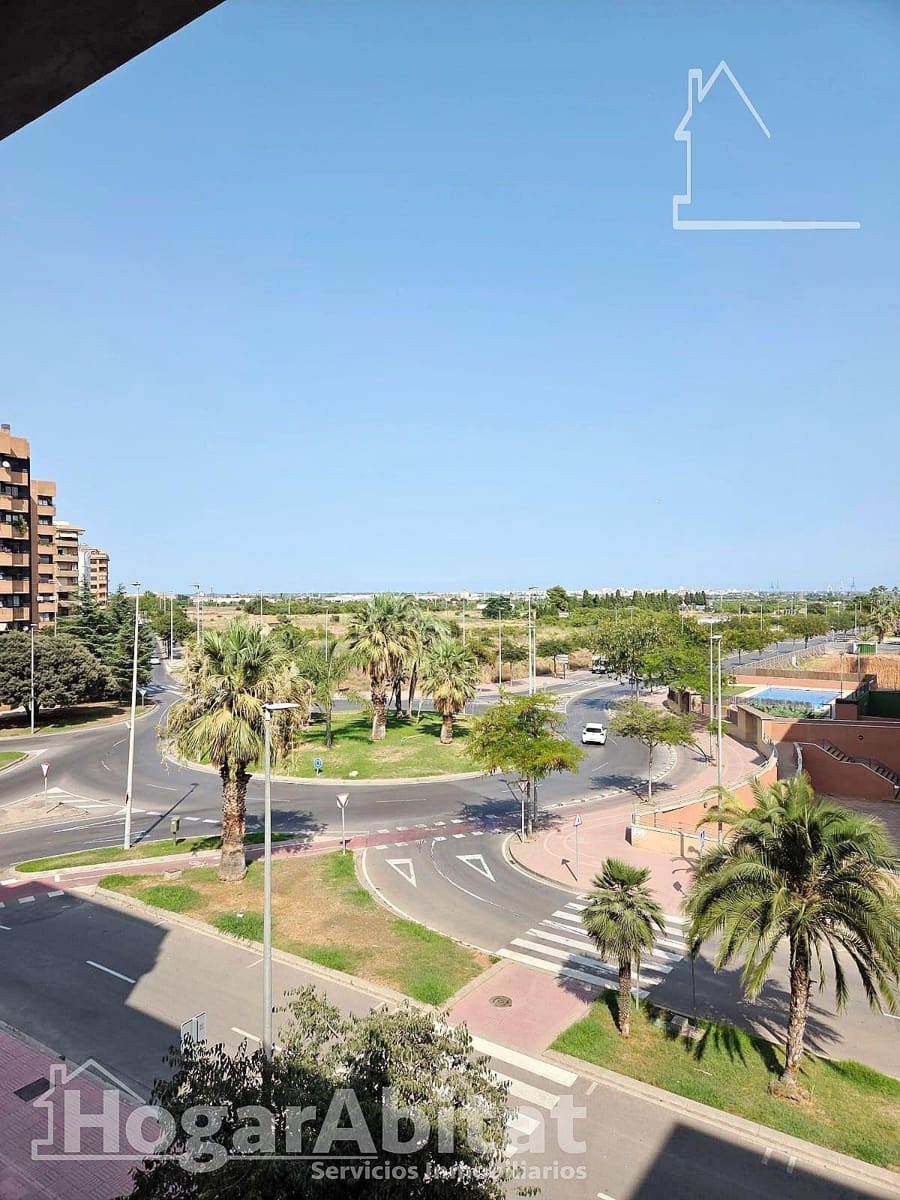 3 soveværelse Lejlighed til salg i Castello de la Plana med swimmingpool garage - € 360.000 (Ref: 10025806)