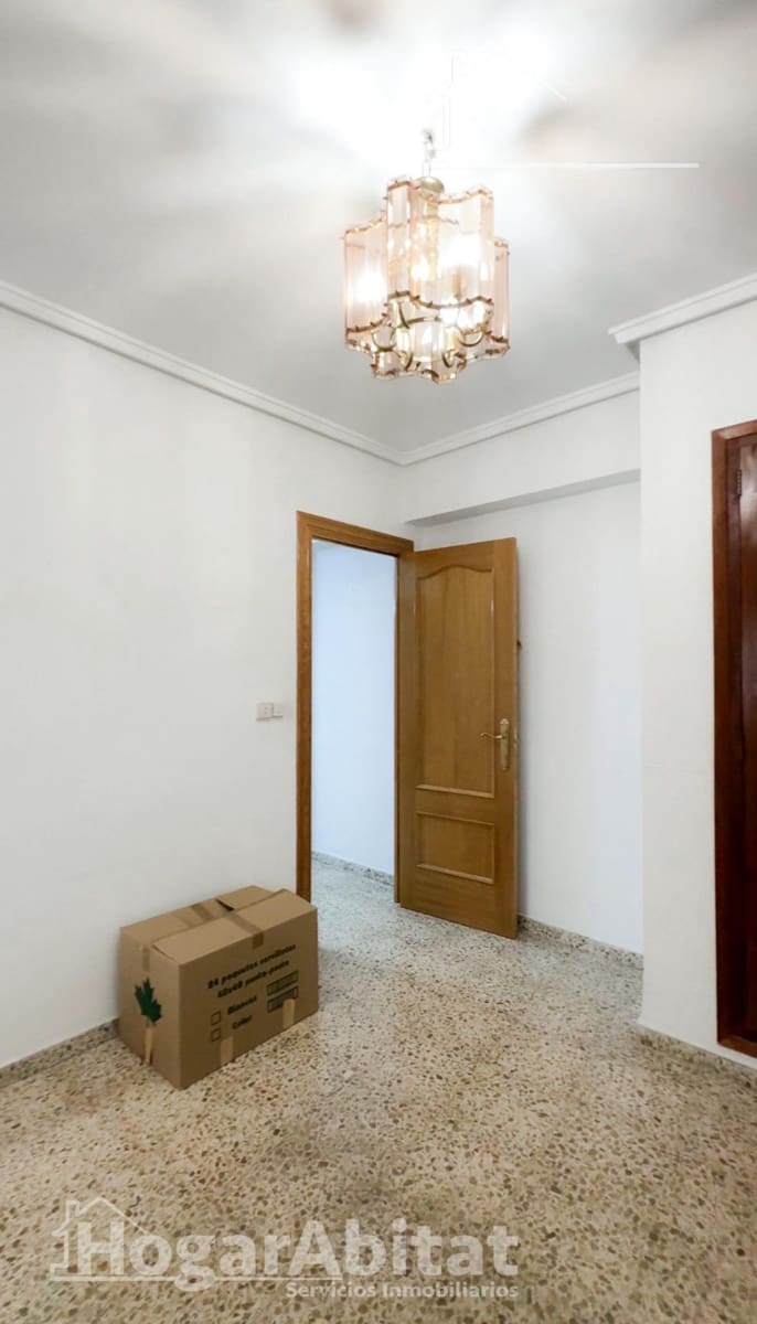 4 Zimmer Wohnung zu verkaufen in Paterna - 209.000 € (Ref: 10025807)