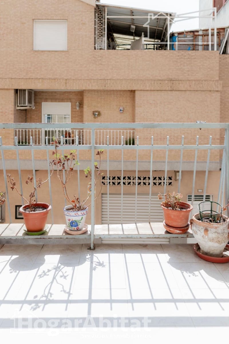 4 Zimmer Wohnung zu verkaufen in Paterna - 209.000 € (Ref: 10025807)
