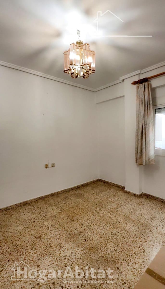4 Zimmer Wohnung zu verkaufen in Paterna - 209.000 € (Ref: 10025807)