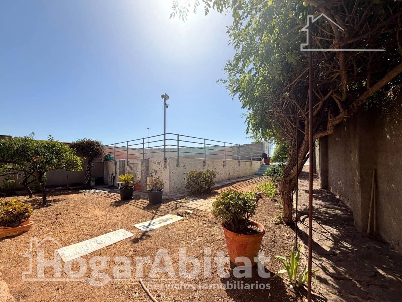6 quarto Moradia para venda em Benaguasil com piscina garagem - 615 000 € (Ref: 10025817)