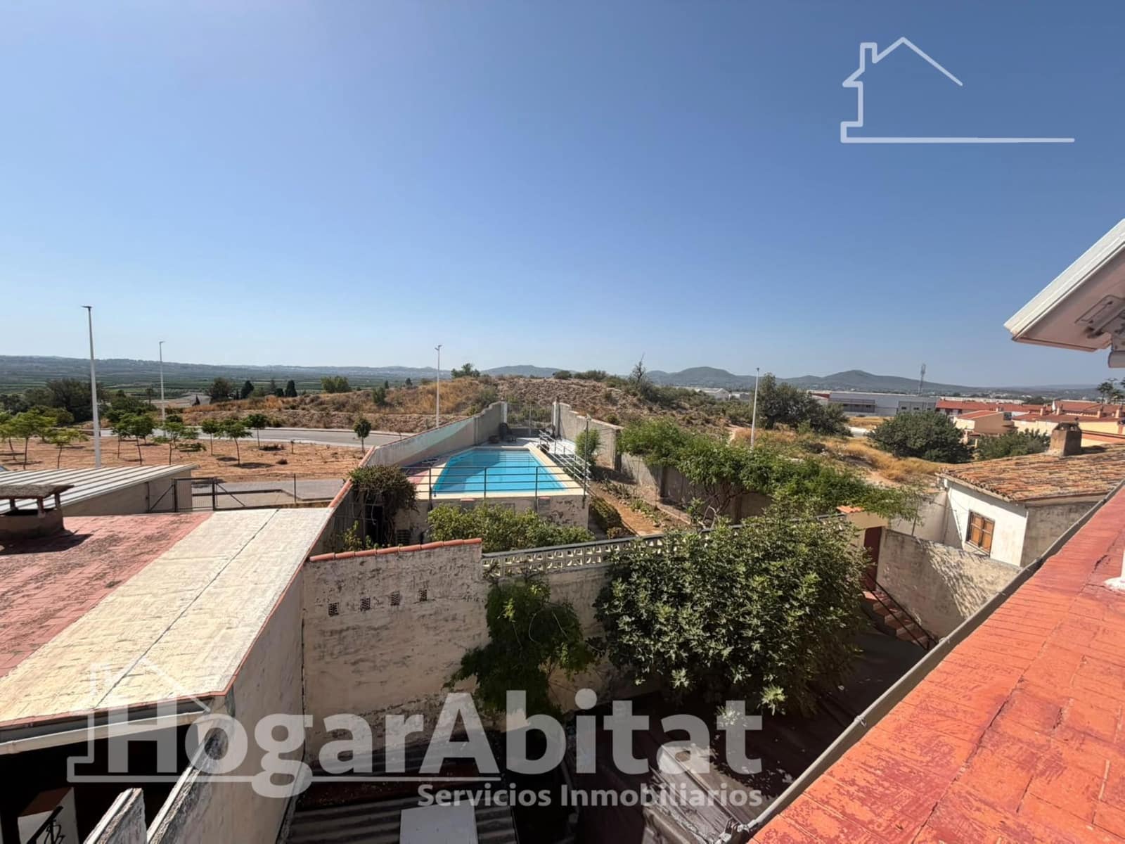 6 quarto Moradia para venda em Benaguasil com piscina garagem - 615 000 € (Ref: 10025817)