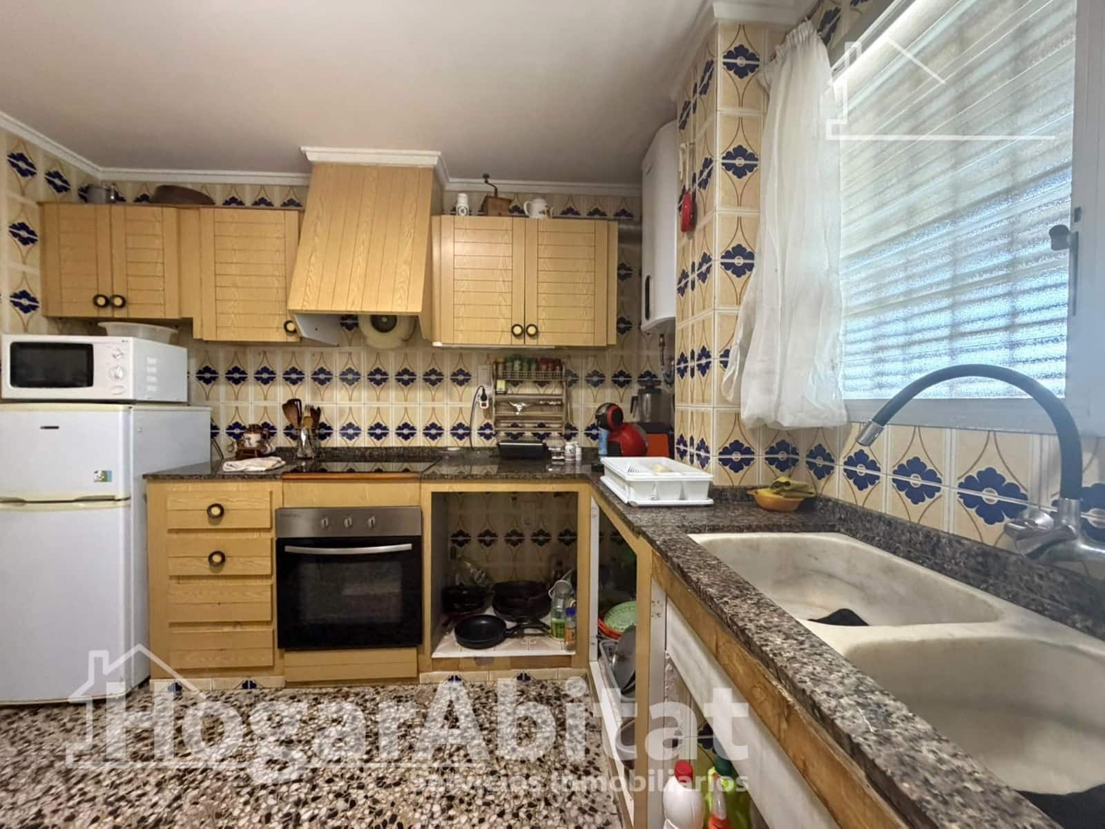 6 quarto Moradia para venda em Benaguasil com piscina garagem - 615 000 € (Ref: 10025817)